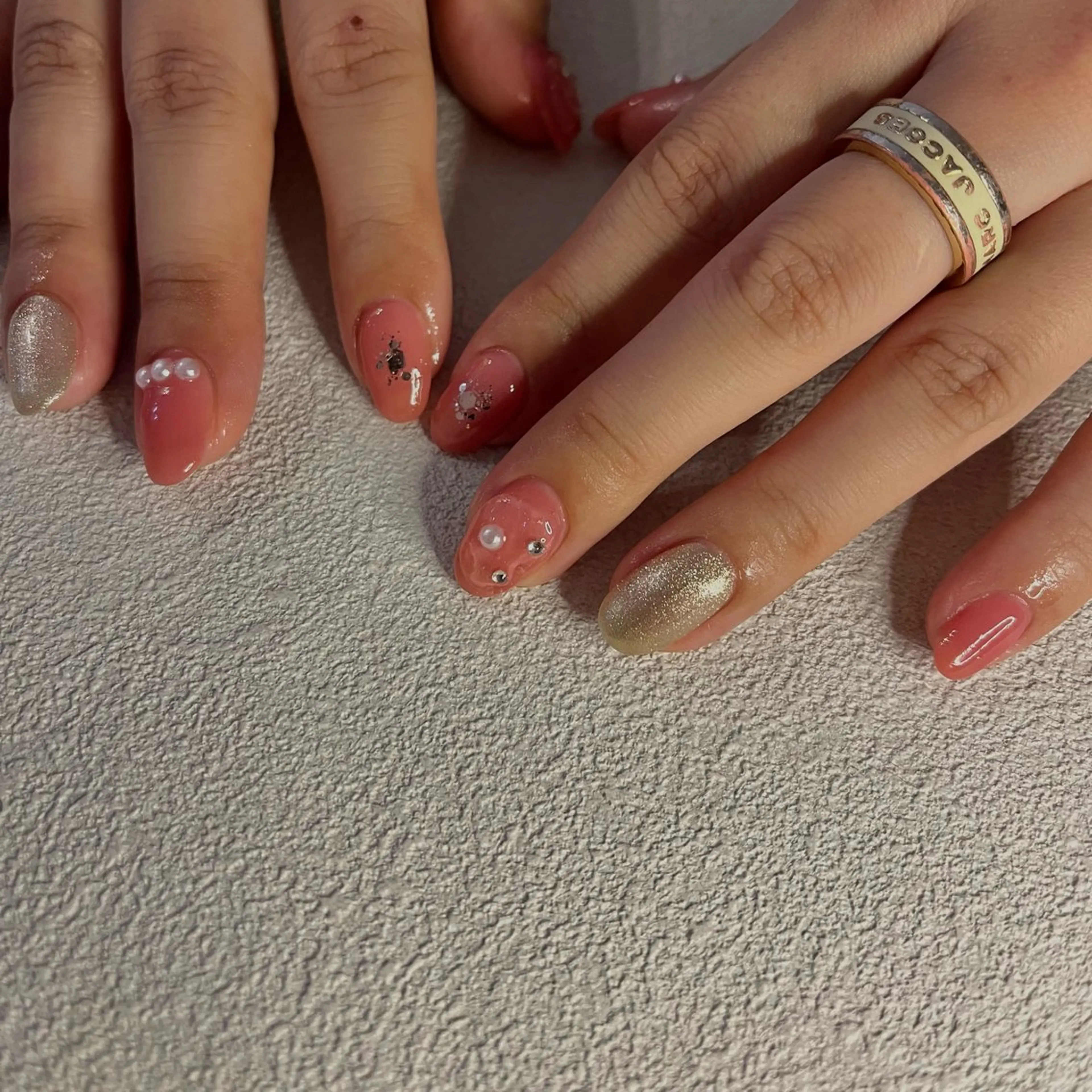 ネイル ジェルネイル ワンカラーネイル パラジェル ハンドネイル nail slow.のネイルデザイン