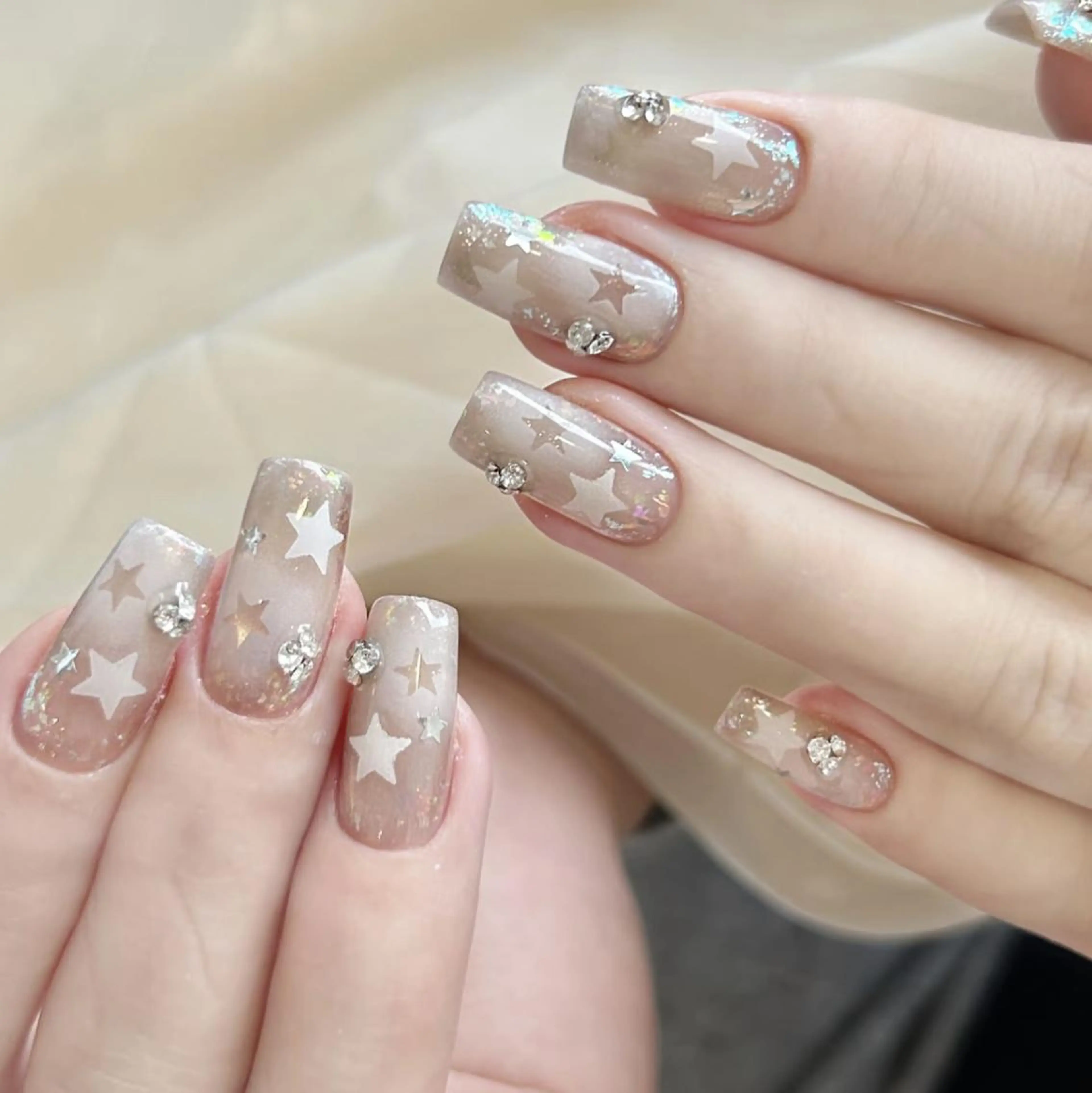 ネイル ハンドネイル 🎀 Ayaka_nailのネイルデザイン