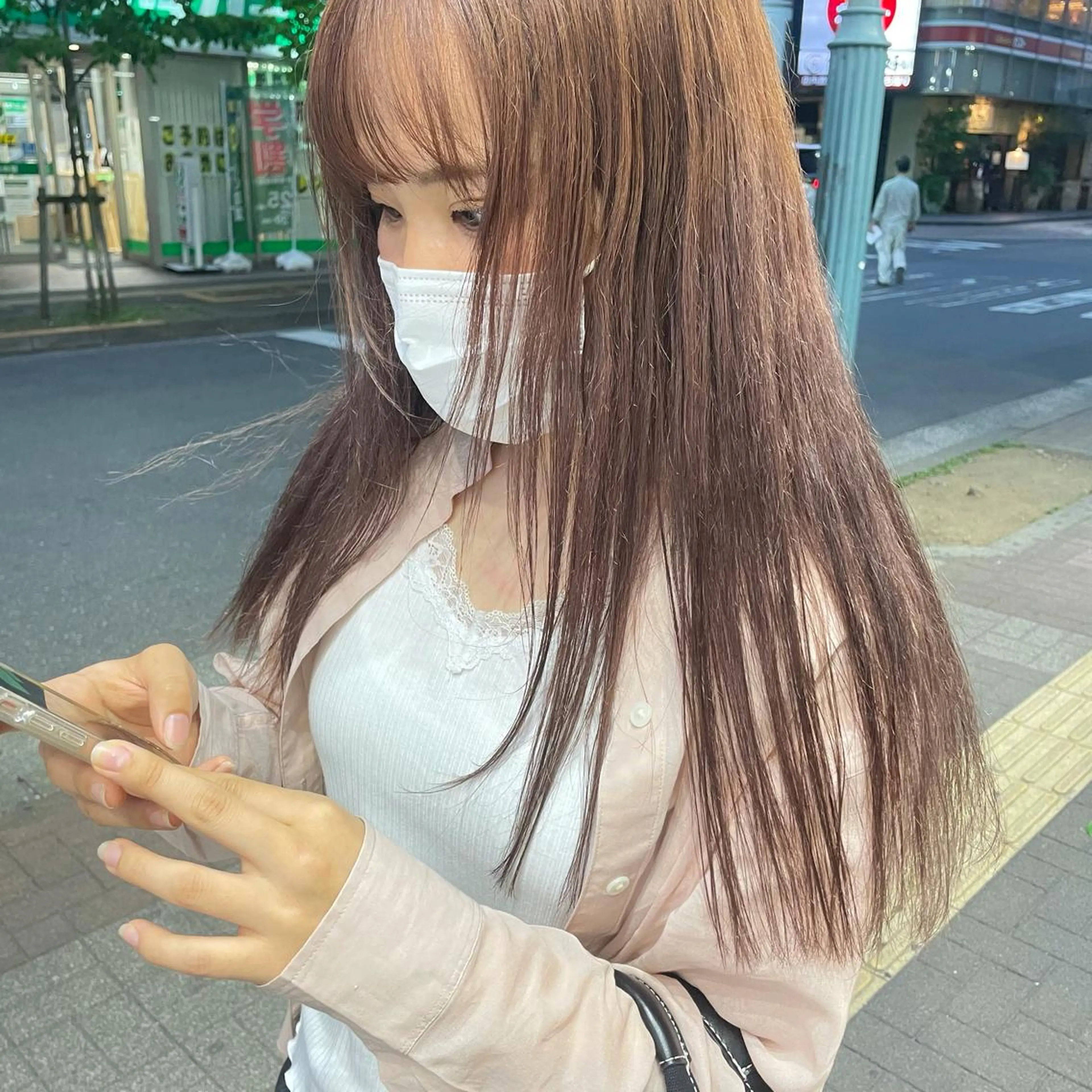 セミロング カラー ベージュカラー ヘアカラー 韓国ヘア🦋 MIYUのヘアスタイル