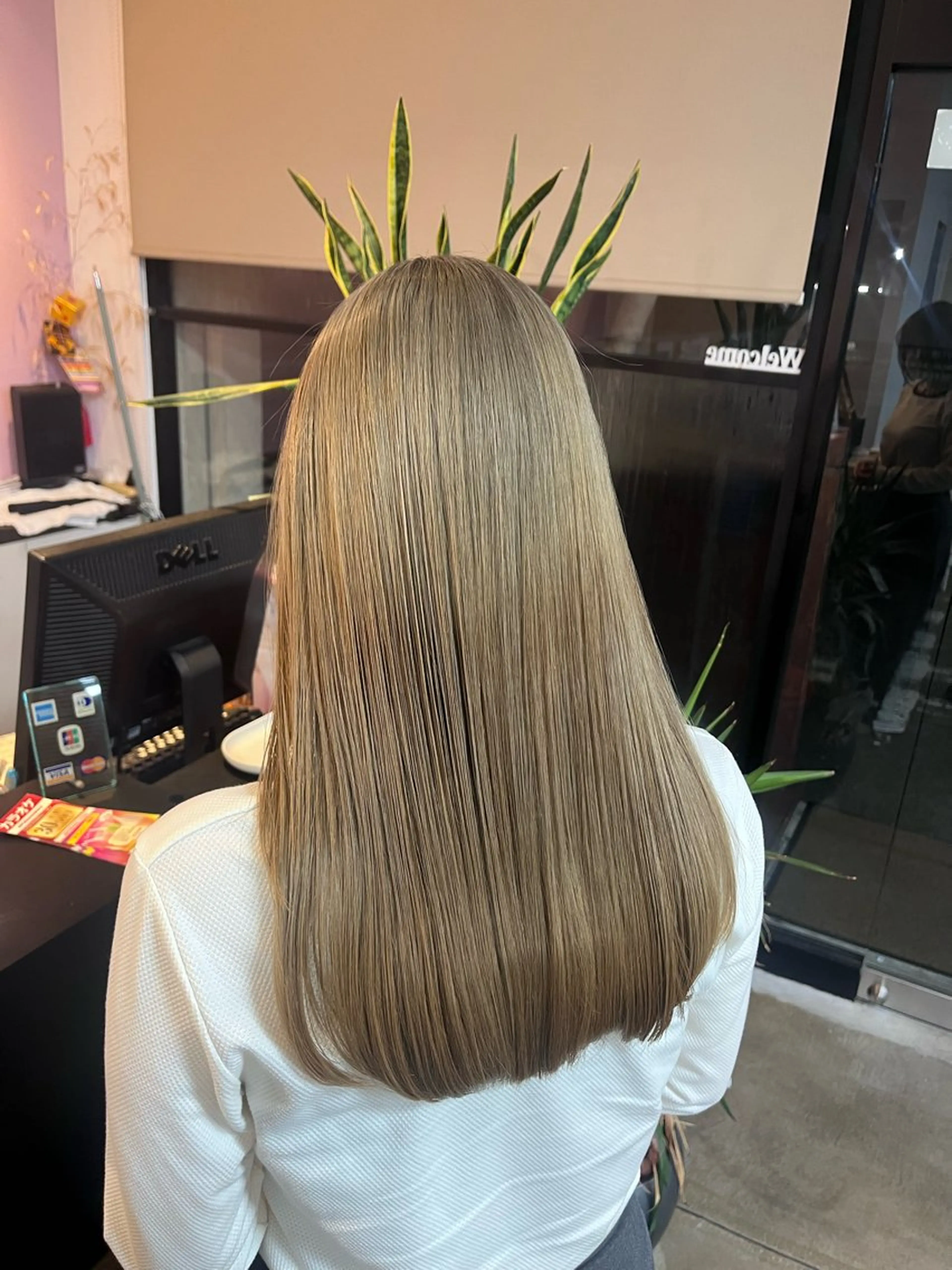 セミロング AVANCE.西田辺所属・木本晴香/髪質改善 ／新規再来No.1/のヘアスタイル