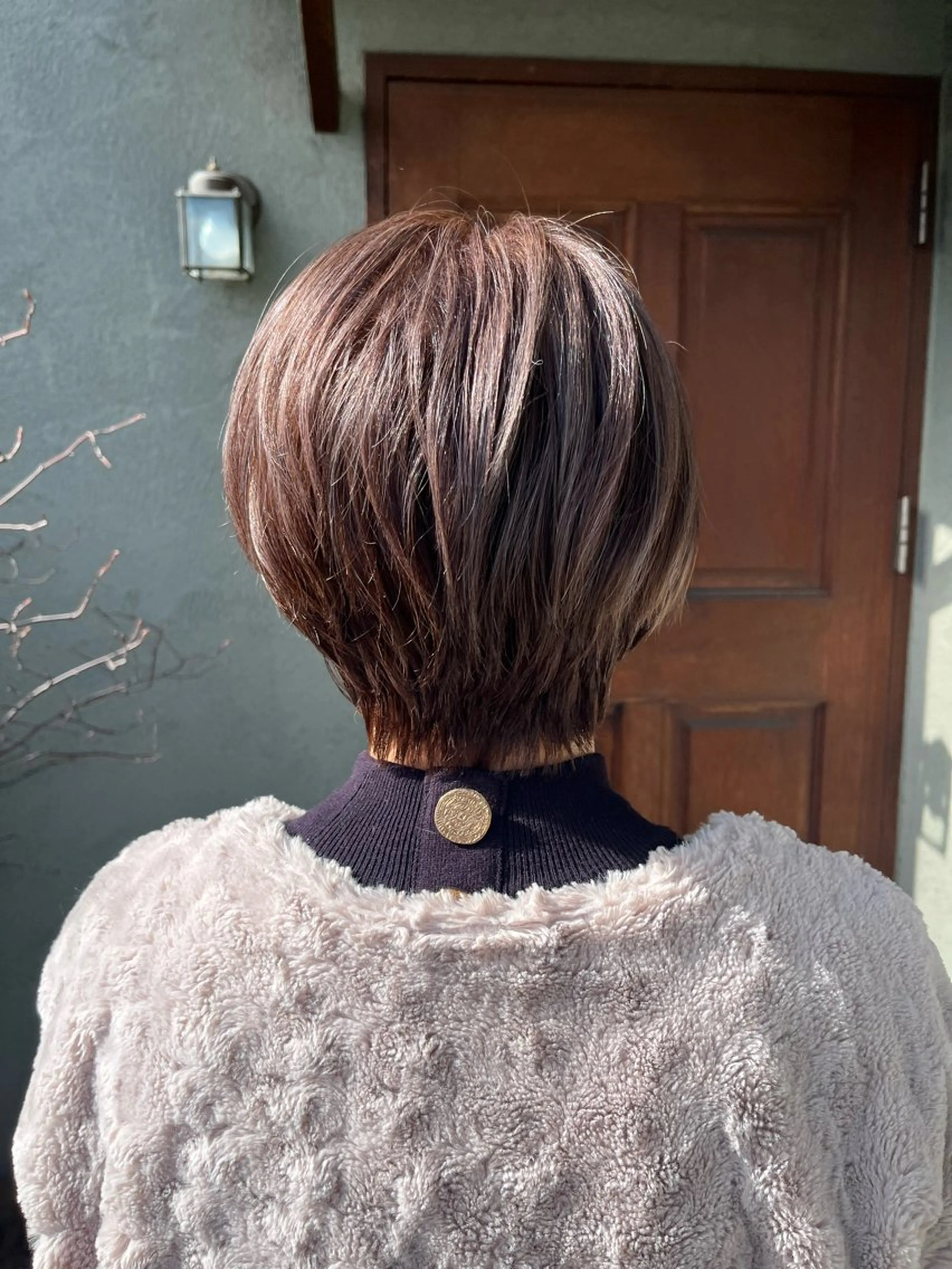 ショート カラー アッシュ ブリーチ ハイライトカラー ラベンダーカラー ハイライト カット ヘアカラー トリートメント tablier所属・フクウラ ミホのヘアスタイル