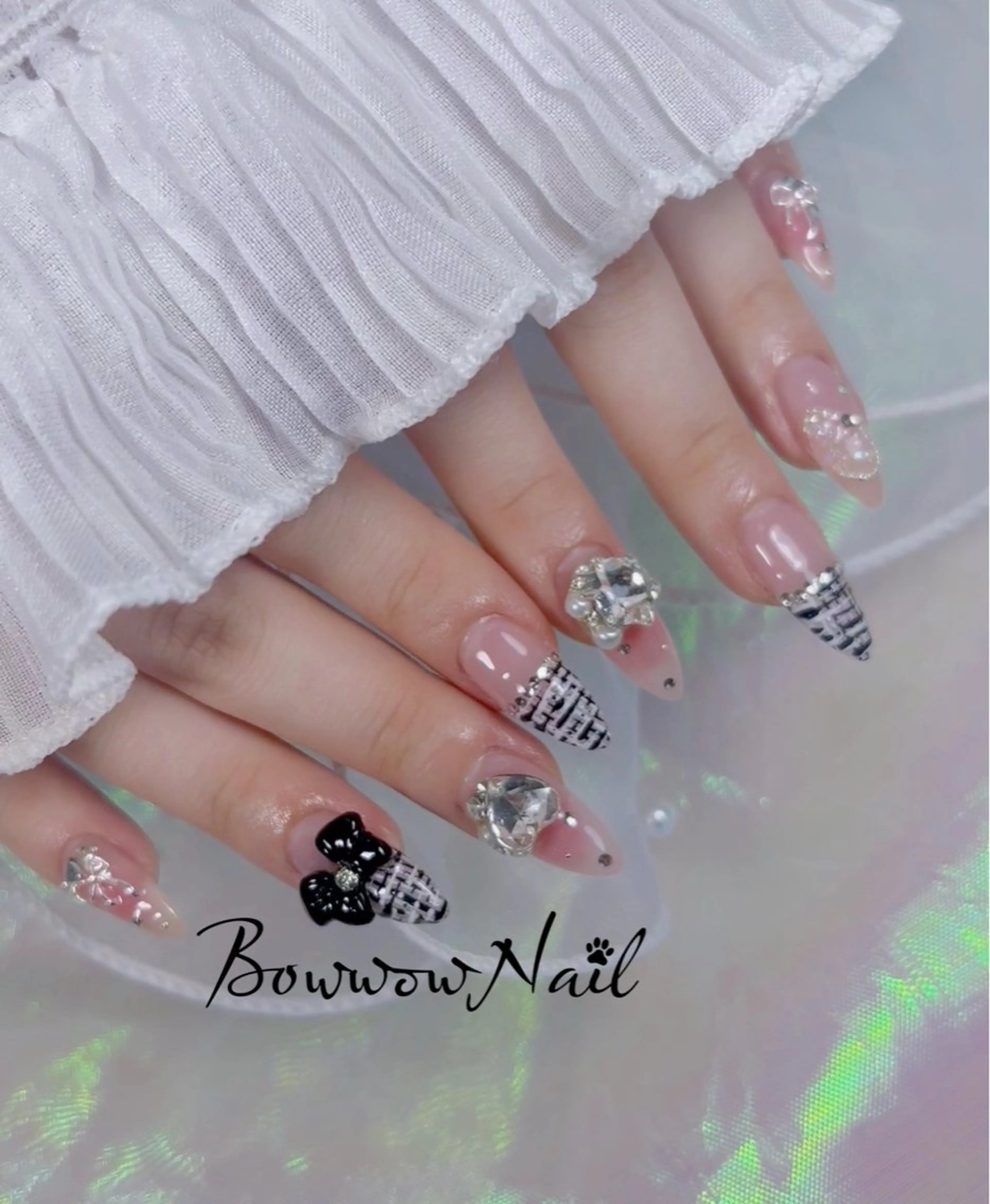 ネイル 長さ出し 韓国ネイル リボン ツイードネイル ワンホンネイル Bow wow Nail さや🧸のネイルデザイン