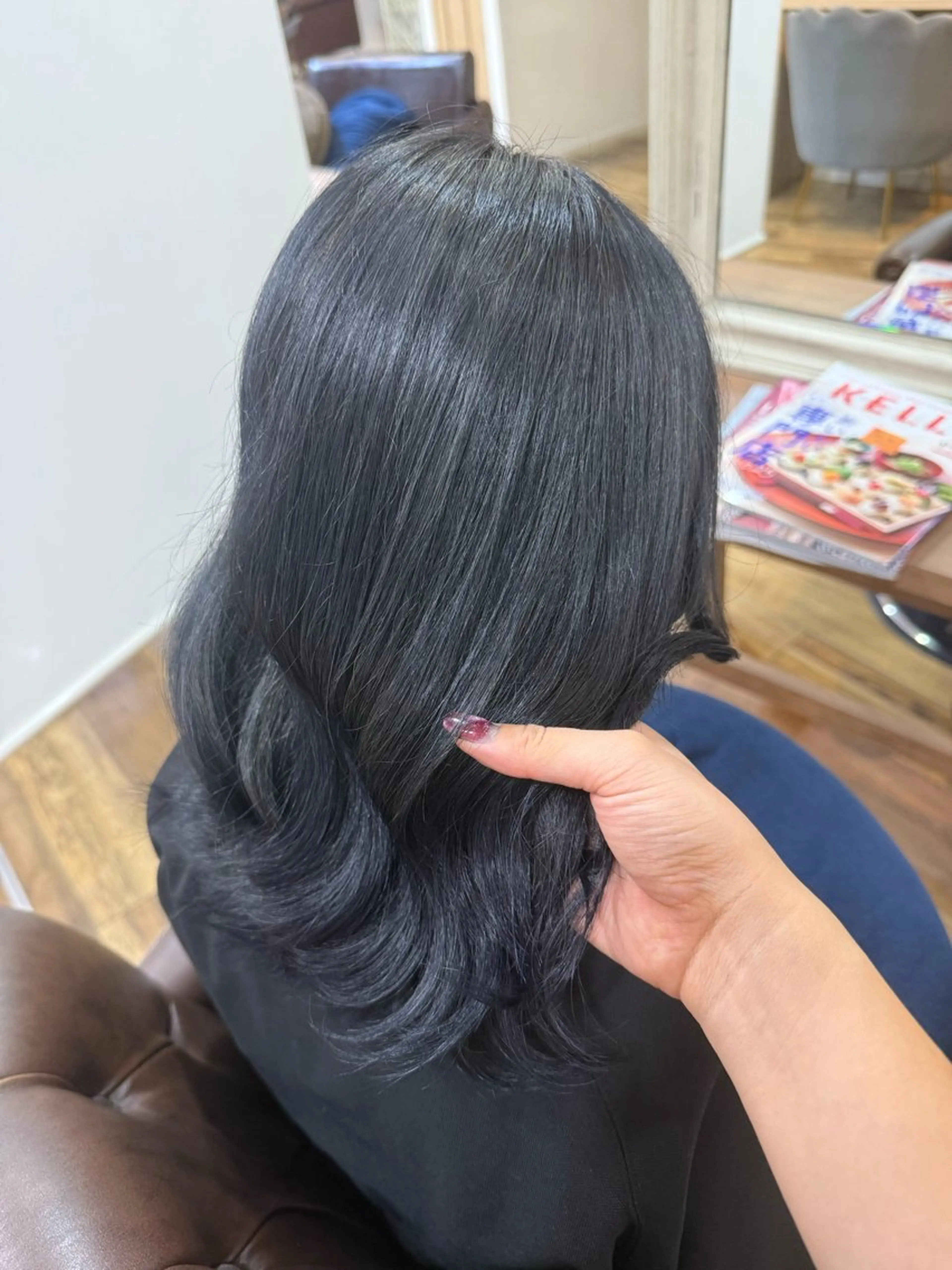 カラー ヘアカラー 中村 朱沙のヘアスタイル