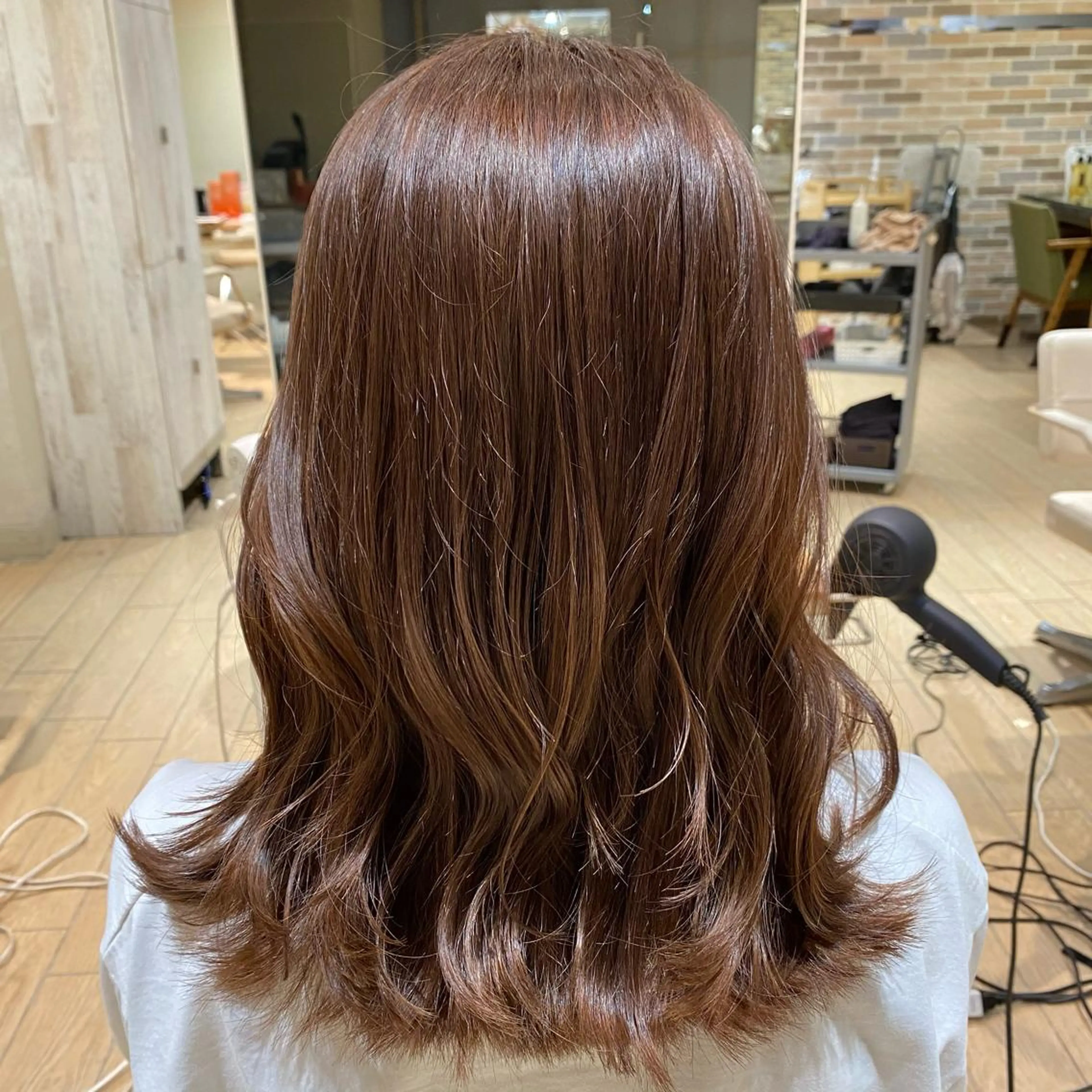 ミディアム カラー 顔周り/くびれヘア 韓国ヘア💕風間るなのヘアスタイル