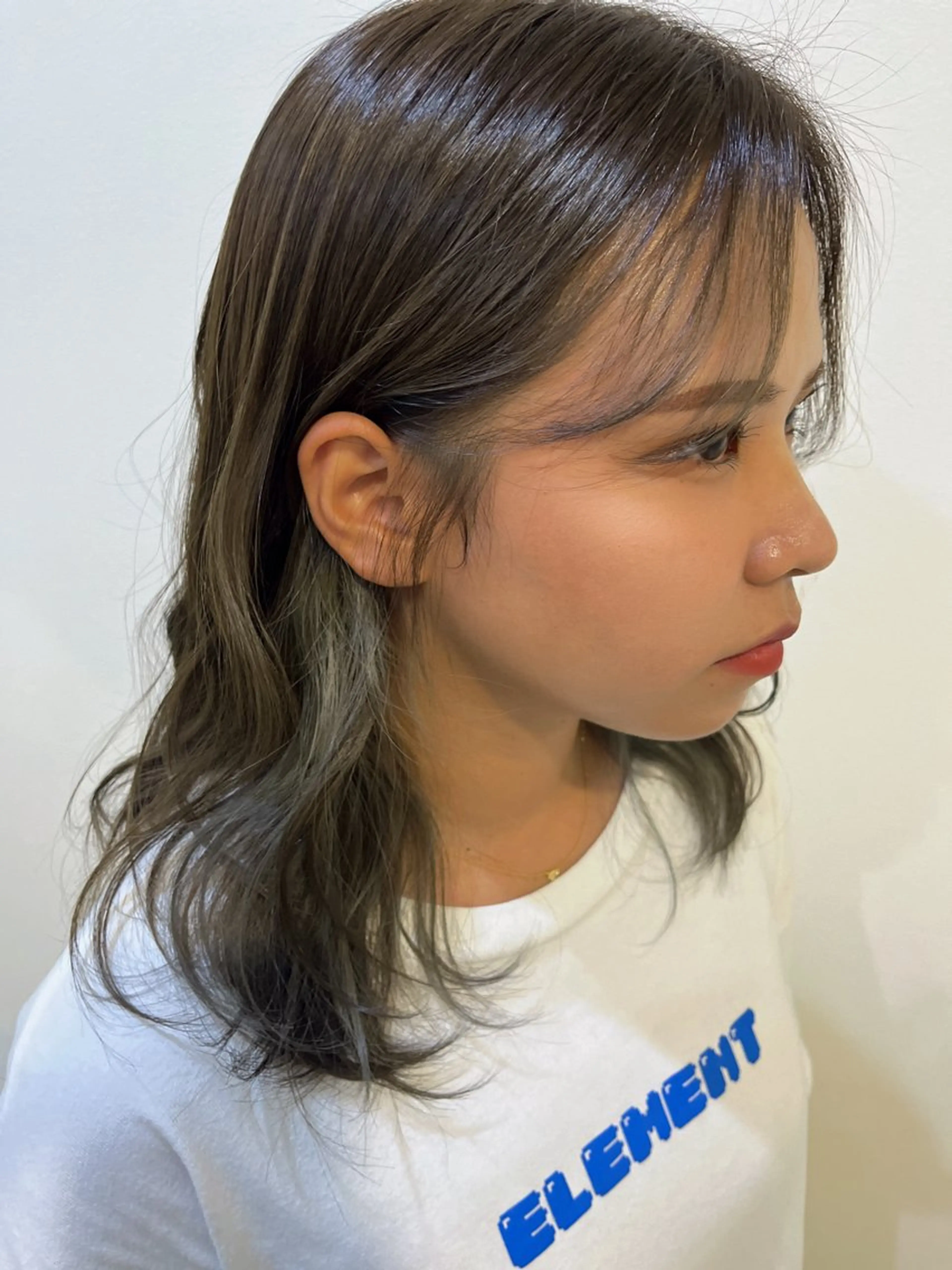 ミディアム カラー 小澤 一稀のヘアスタイル
