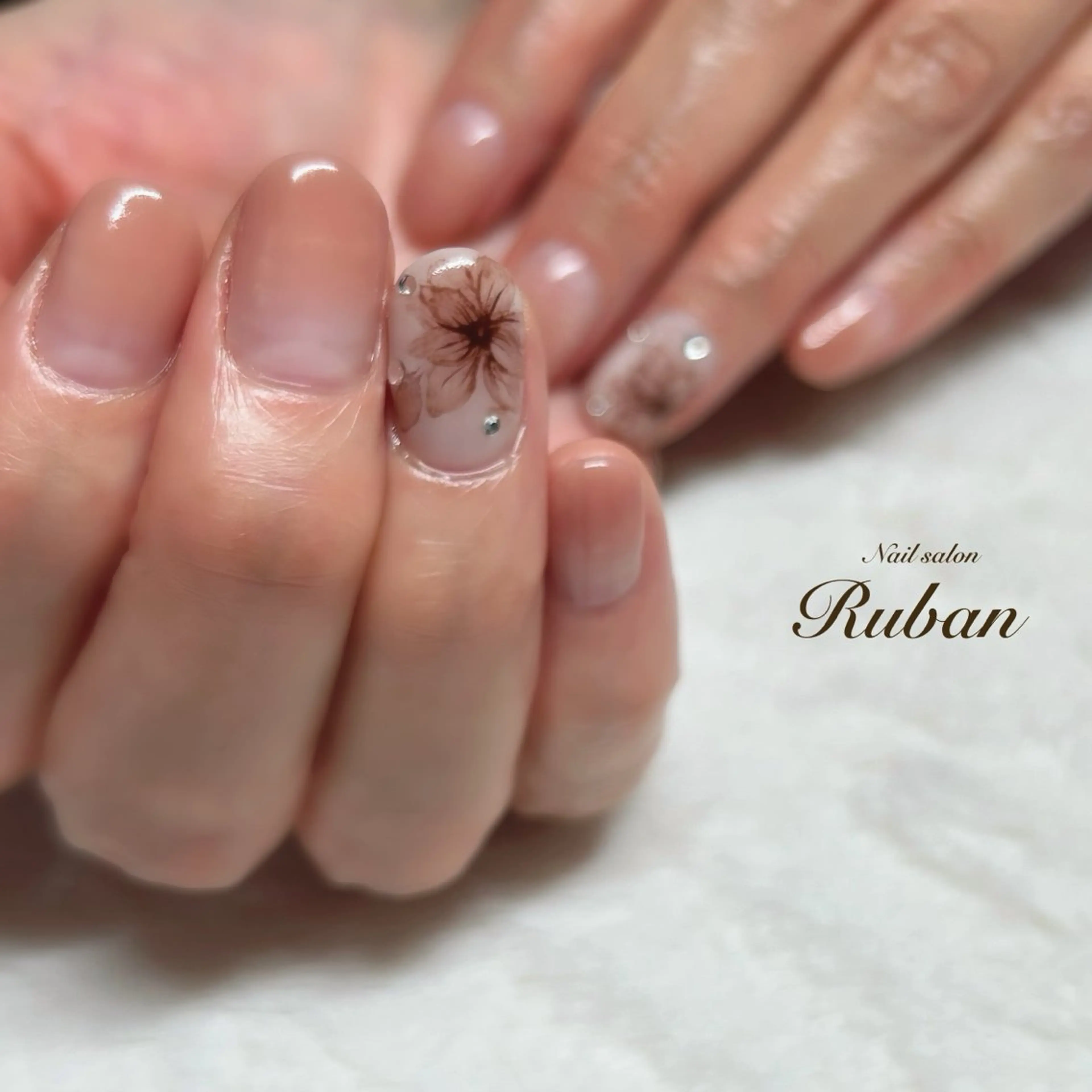 ネイル フラワーネイル グラデーション Nail salon Ruban所属・Nail salon Rubanのネイルデザイン
