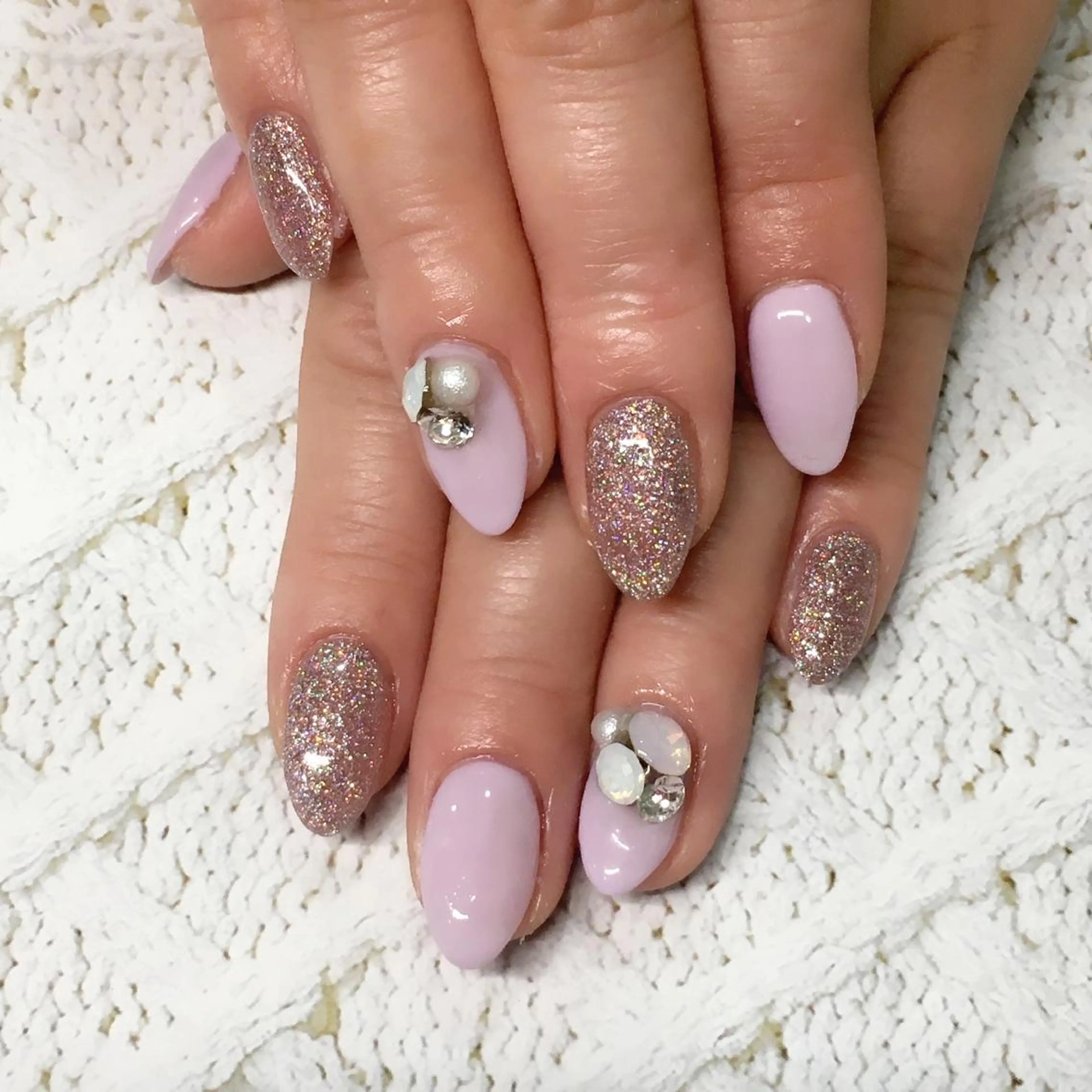 ネイル ストーンネイル palmy nailのネイルデザイン