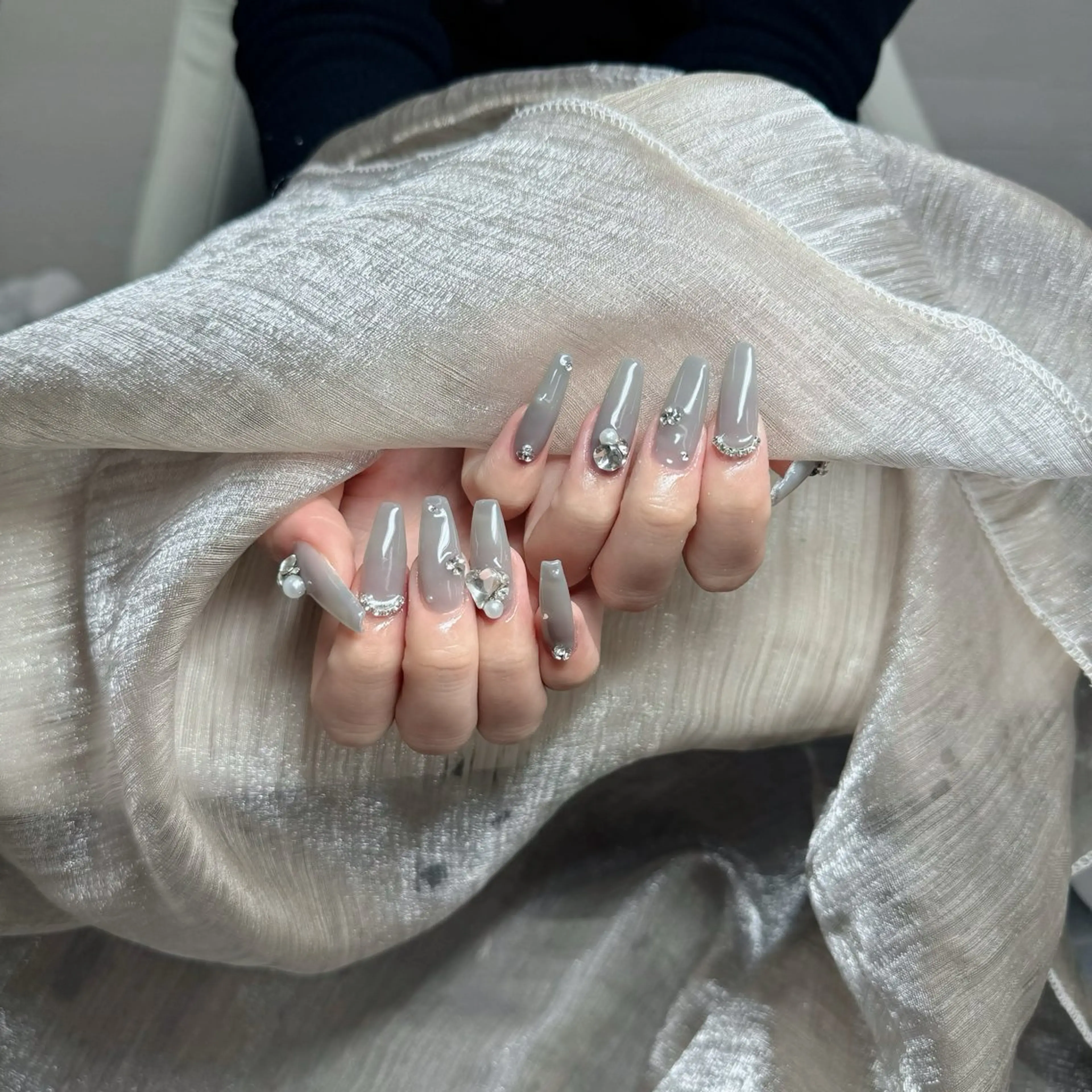 ネイル ジェルネイル 韓国ネイル マグネットネイル ネイルチップ 冬ネイル Lenie Nail Salonのネイルデザイン