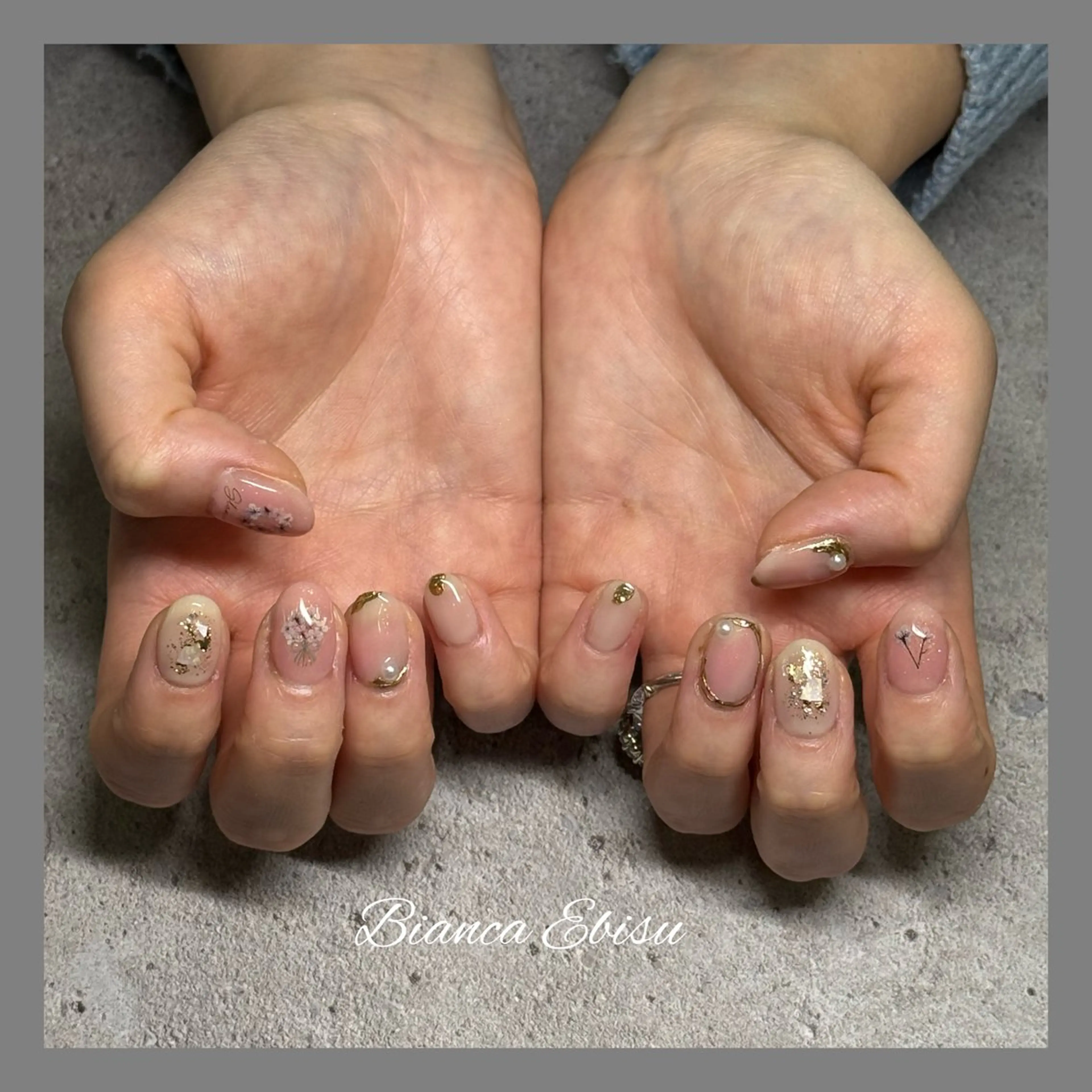 ネイル ニュアンスネイル ピンク ブライダルネイル ハンドネイル Bianca TORII🌞のネイルデザイン