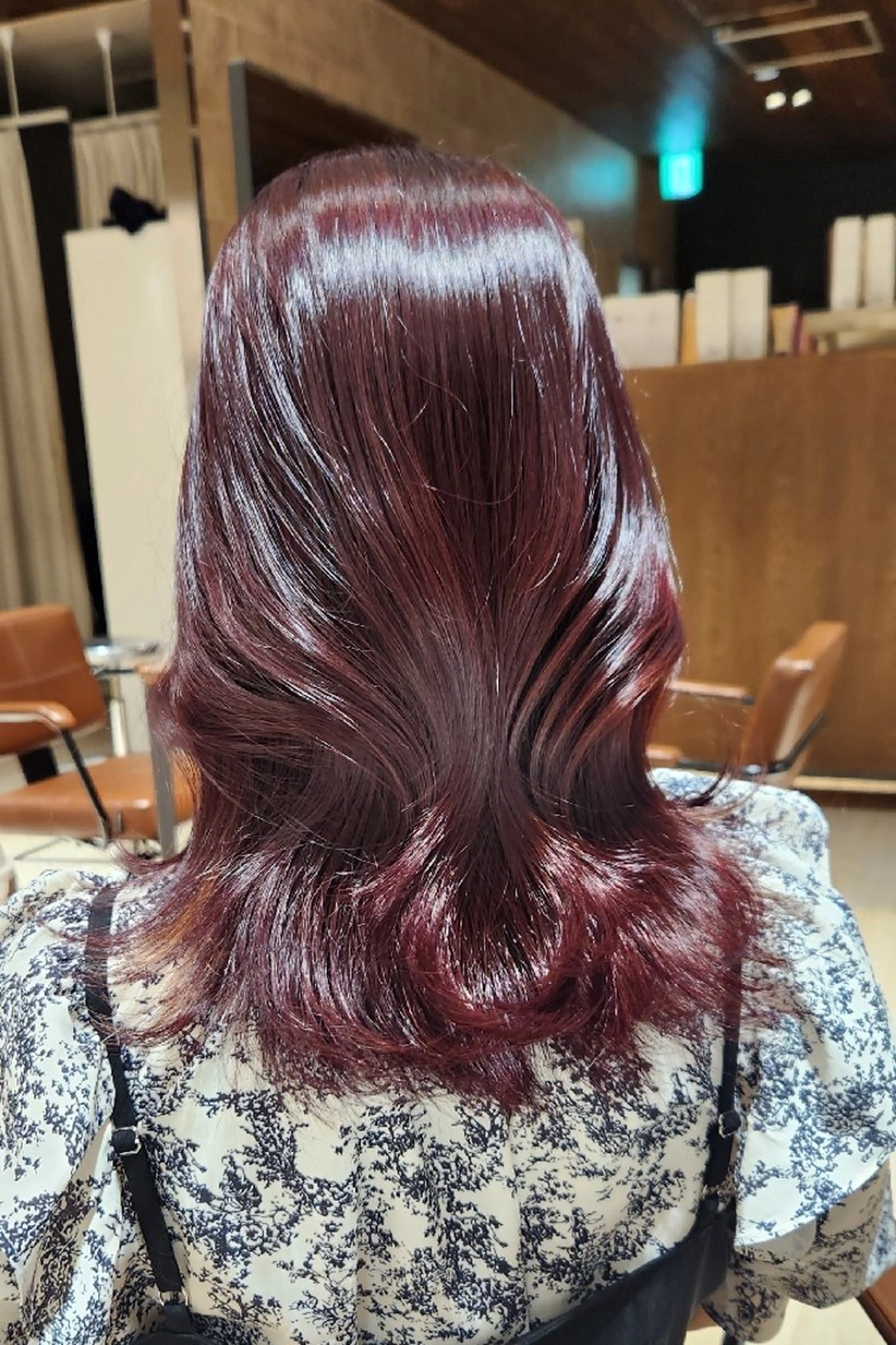 ミディアム カラー トリートメント Nanako。/韓国 ヘア/顔周りカットのヘアスタイル