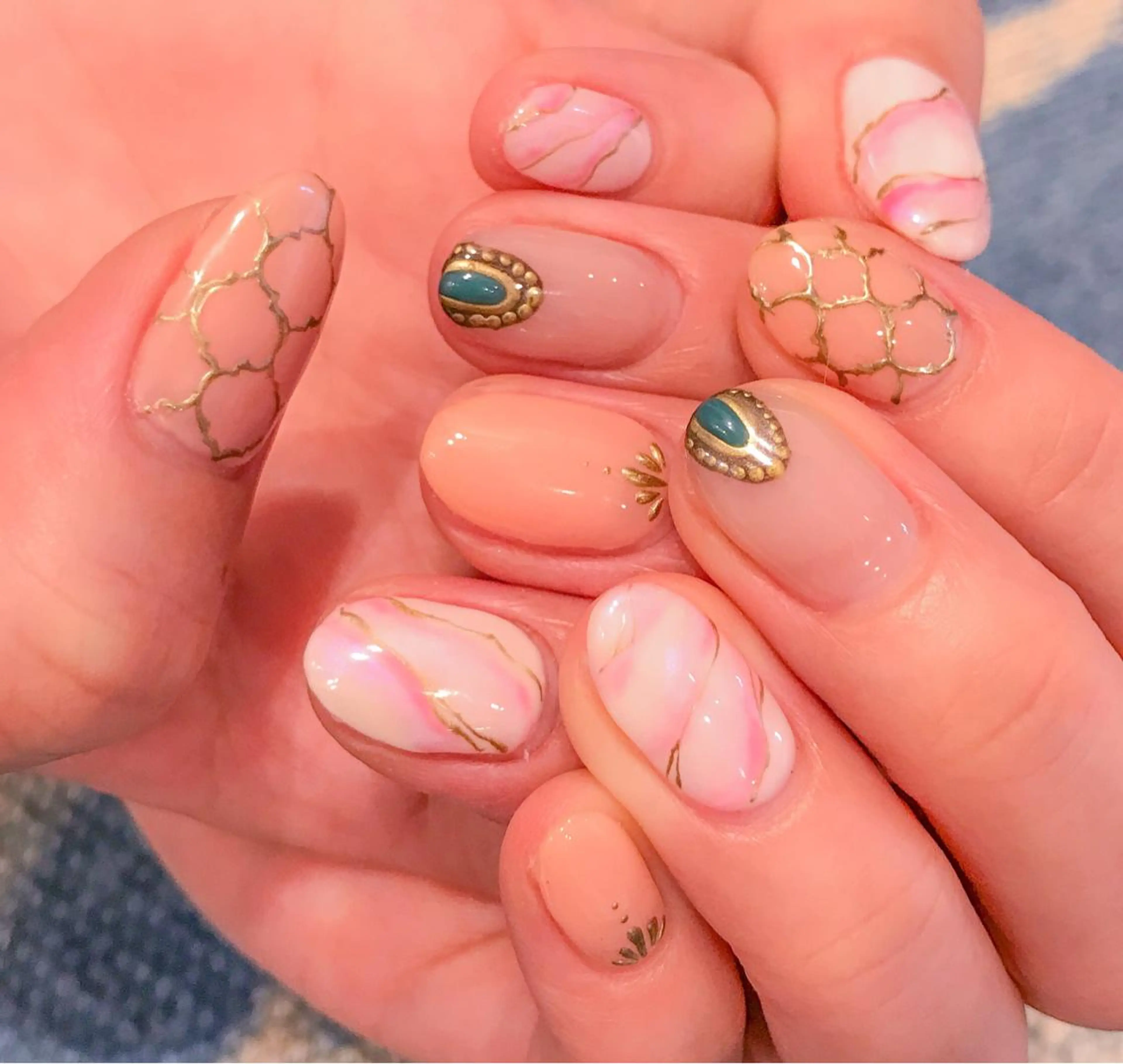 ネイル 林 里美のヘアスタイル