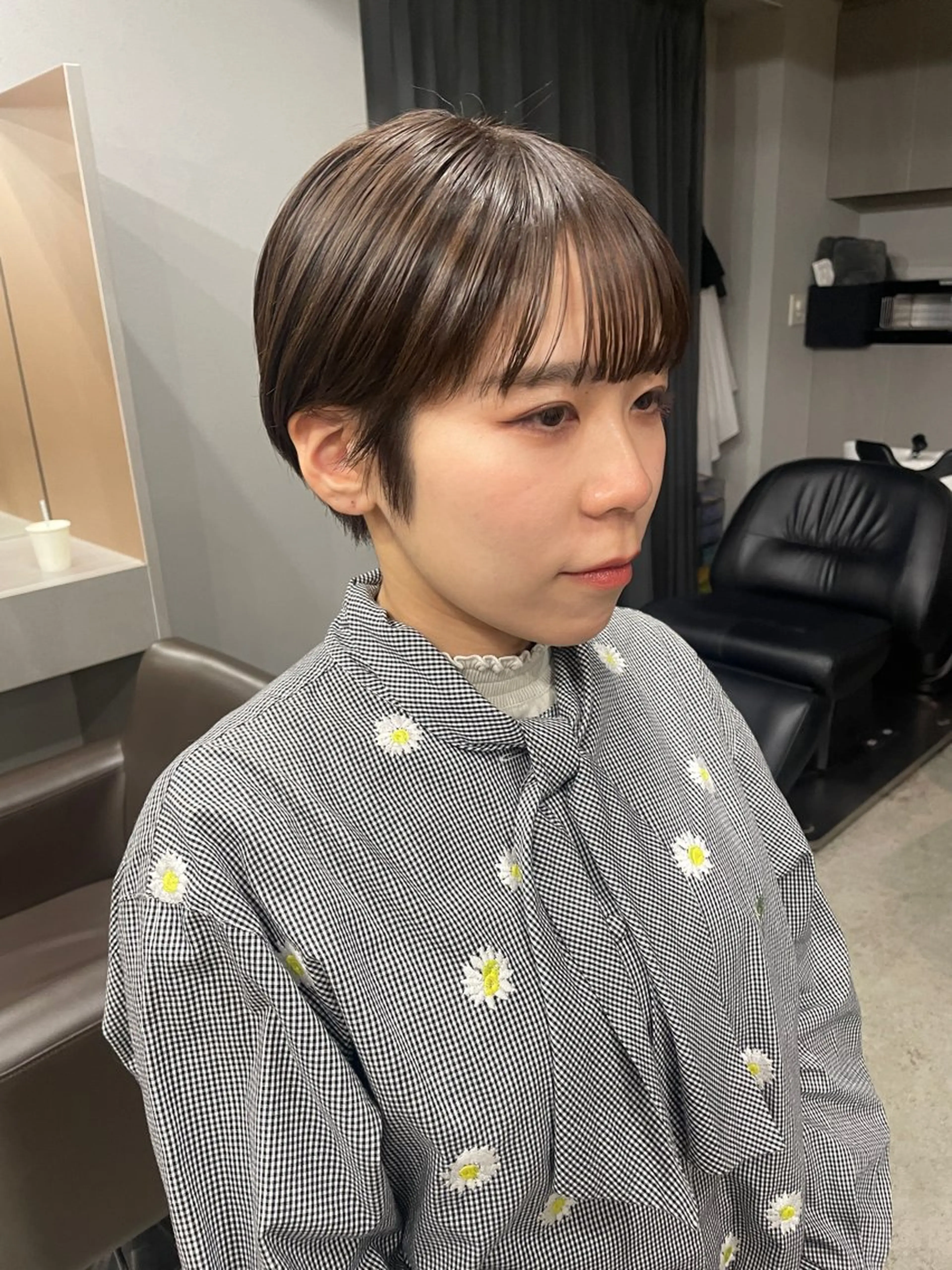 ショート カラー カット ヘアカラー トリートメント 表参道/赤み無し 透明感 colorのヘアスタイル