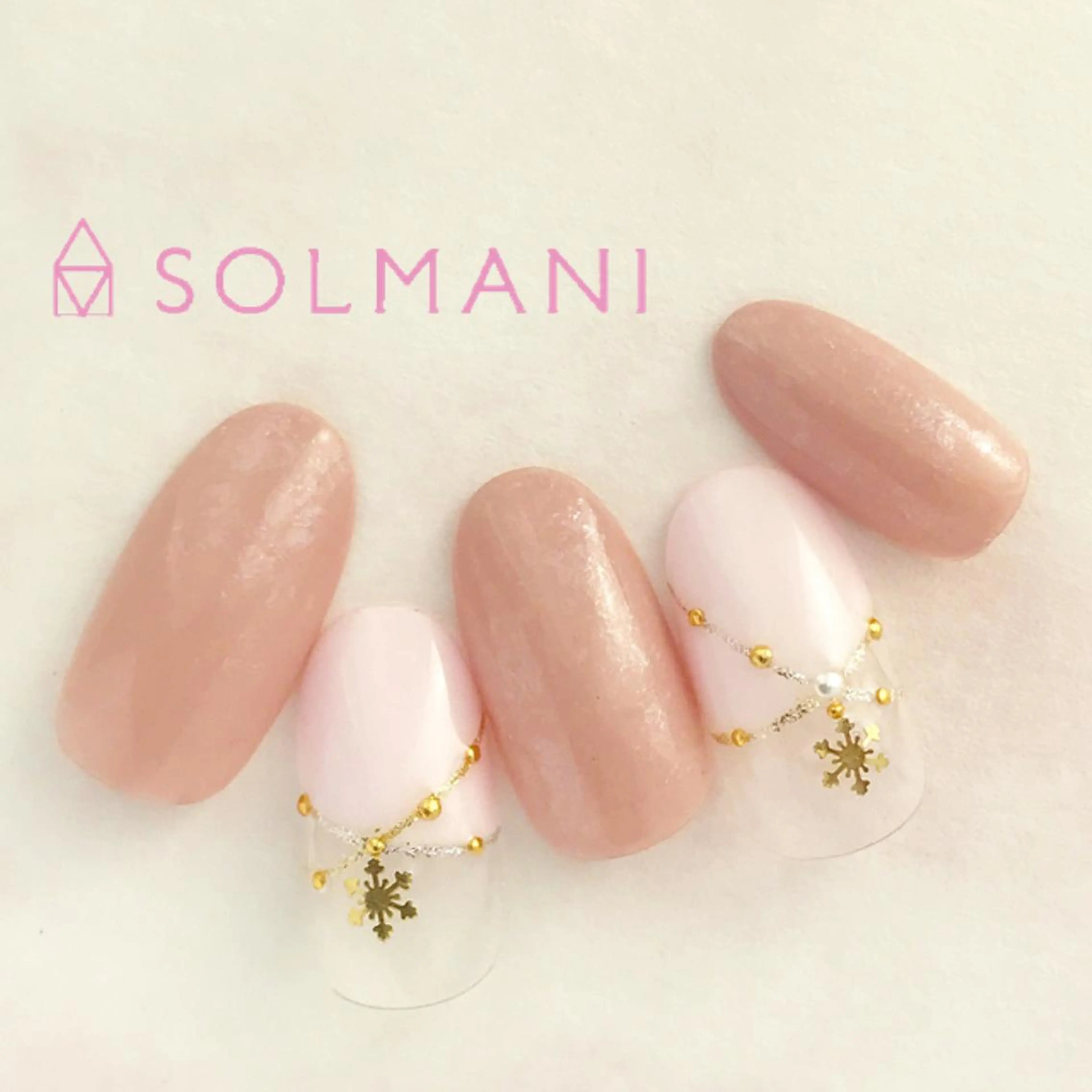 ネイル 冬ネイル クリスマス SOLMANI 予約担当のネイルデザイン