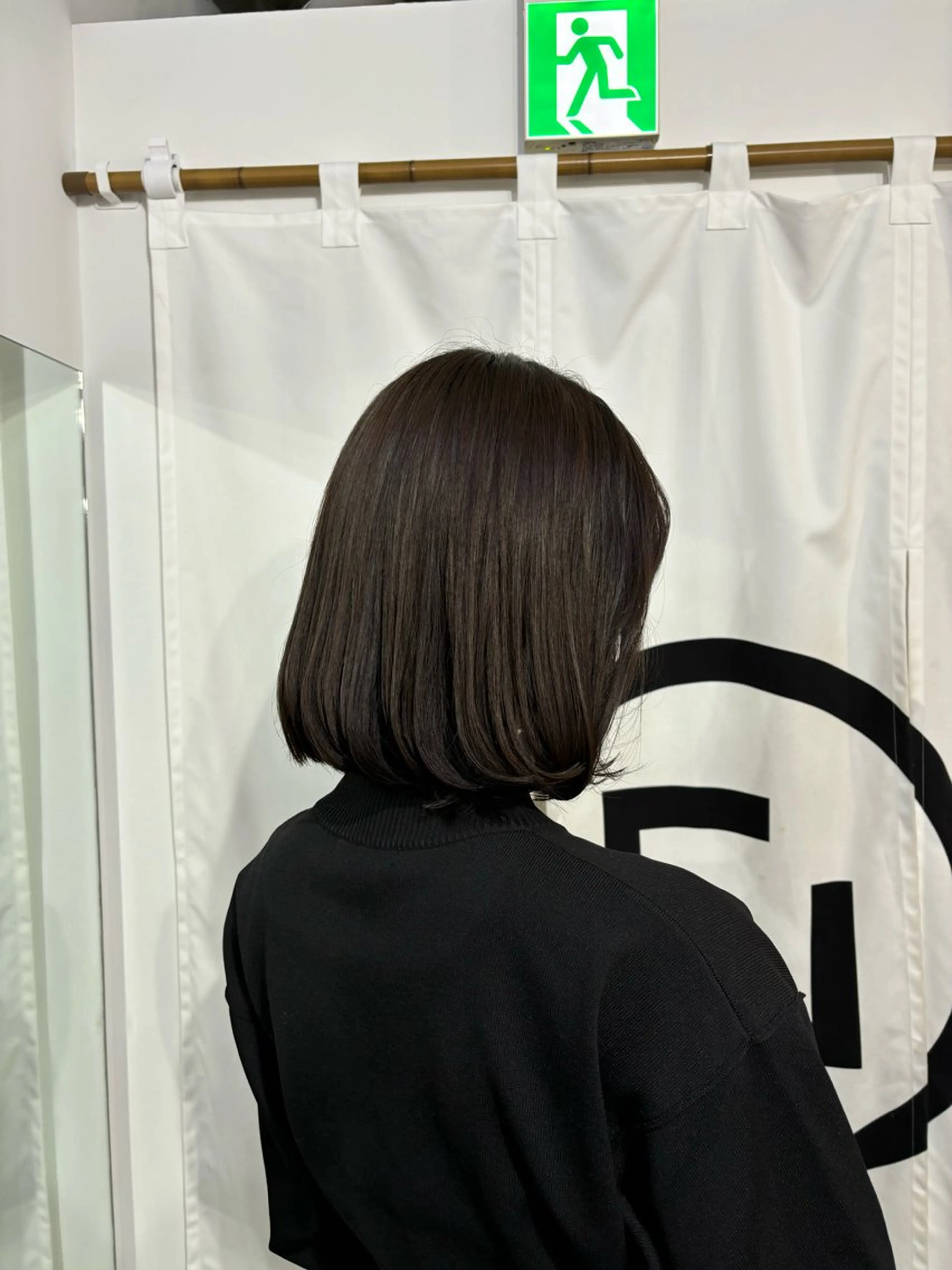 ミディアム カラー アッシュ オリーブアッシュ 亜海 /レディースパーマのヘアスタイル