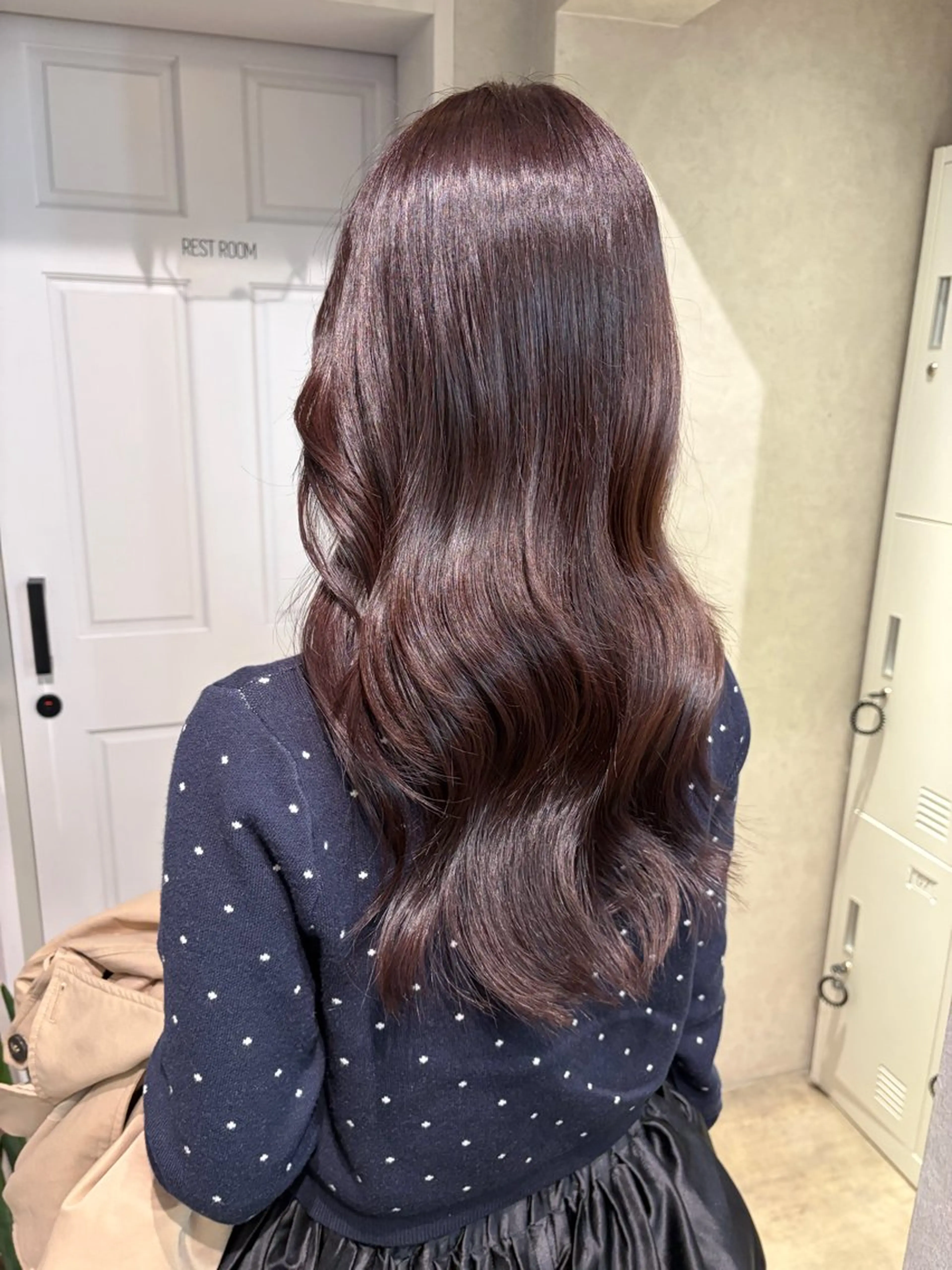 ロング カラー ブラウンカラー ラベンダーカラー 髪質改善 トリートメント カット ヘアカラー トリートメント ナチュラル透明感🌱 小山美樹子のヘアスタイル