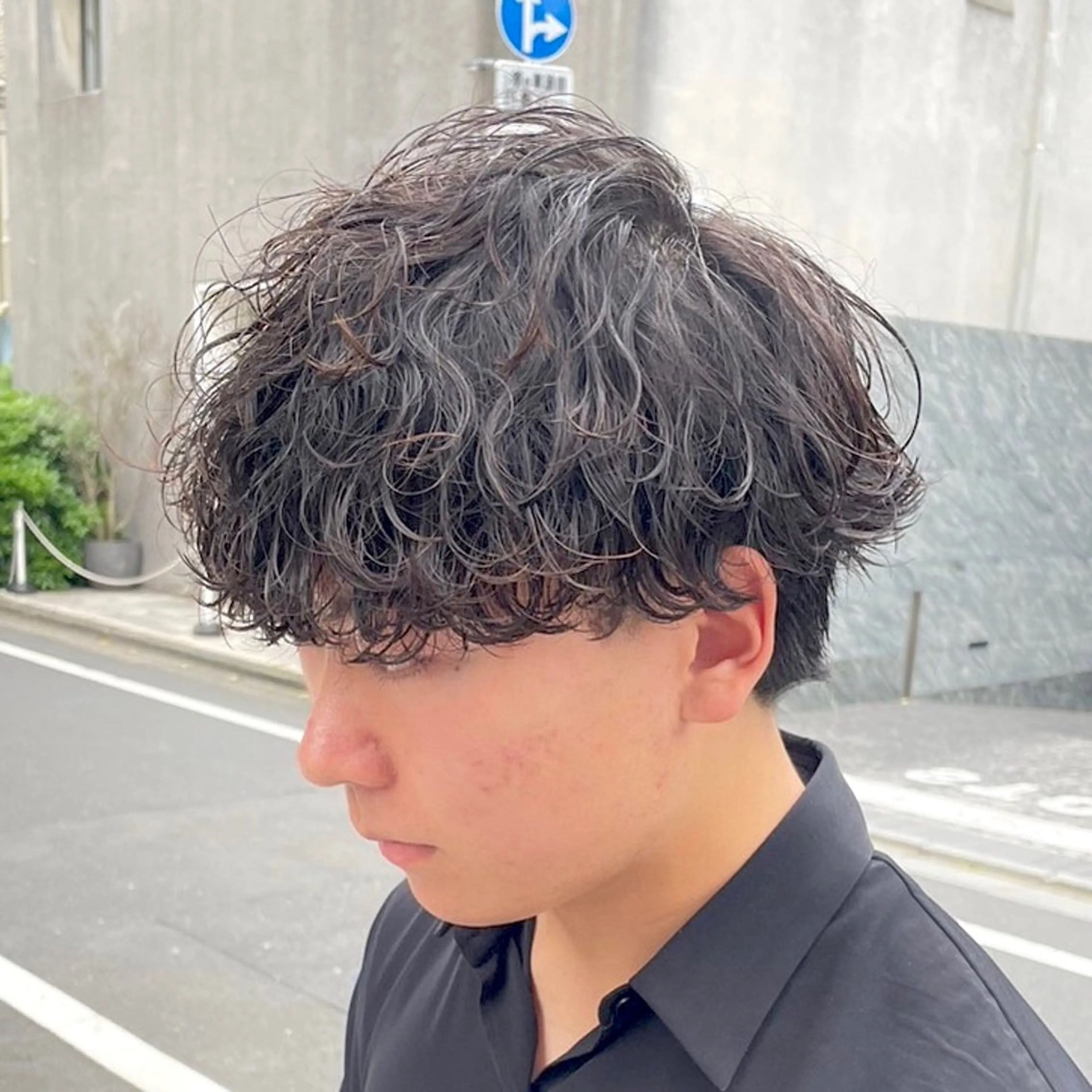 メンズ アップバング センターパート メンズ韓国風 マッシュ メンズパーマ メンズパーマ と言えばkaedeのヘアスタイル