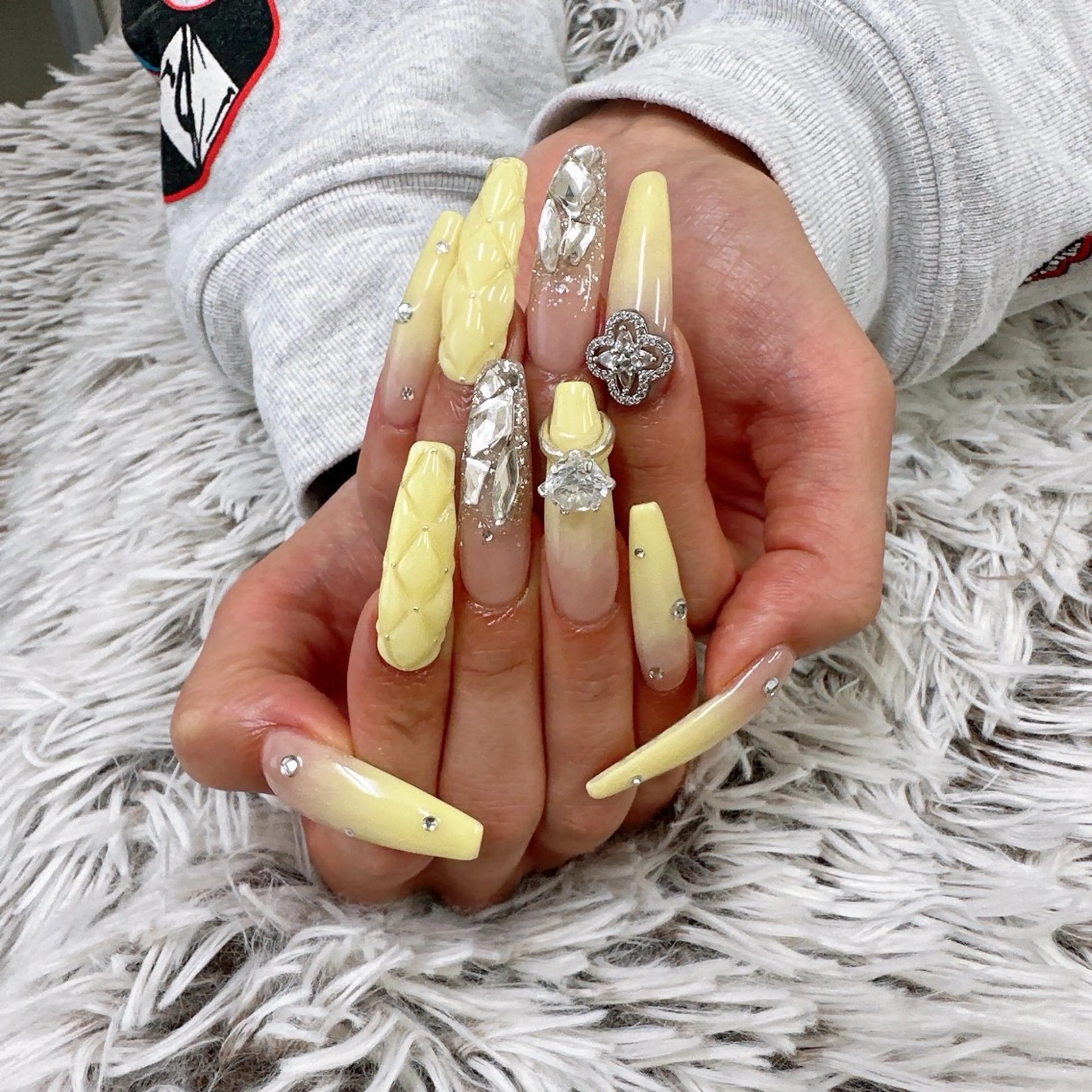 ネイル S. irohaのネイルデザイン