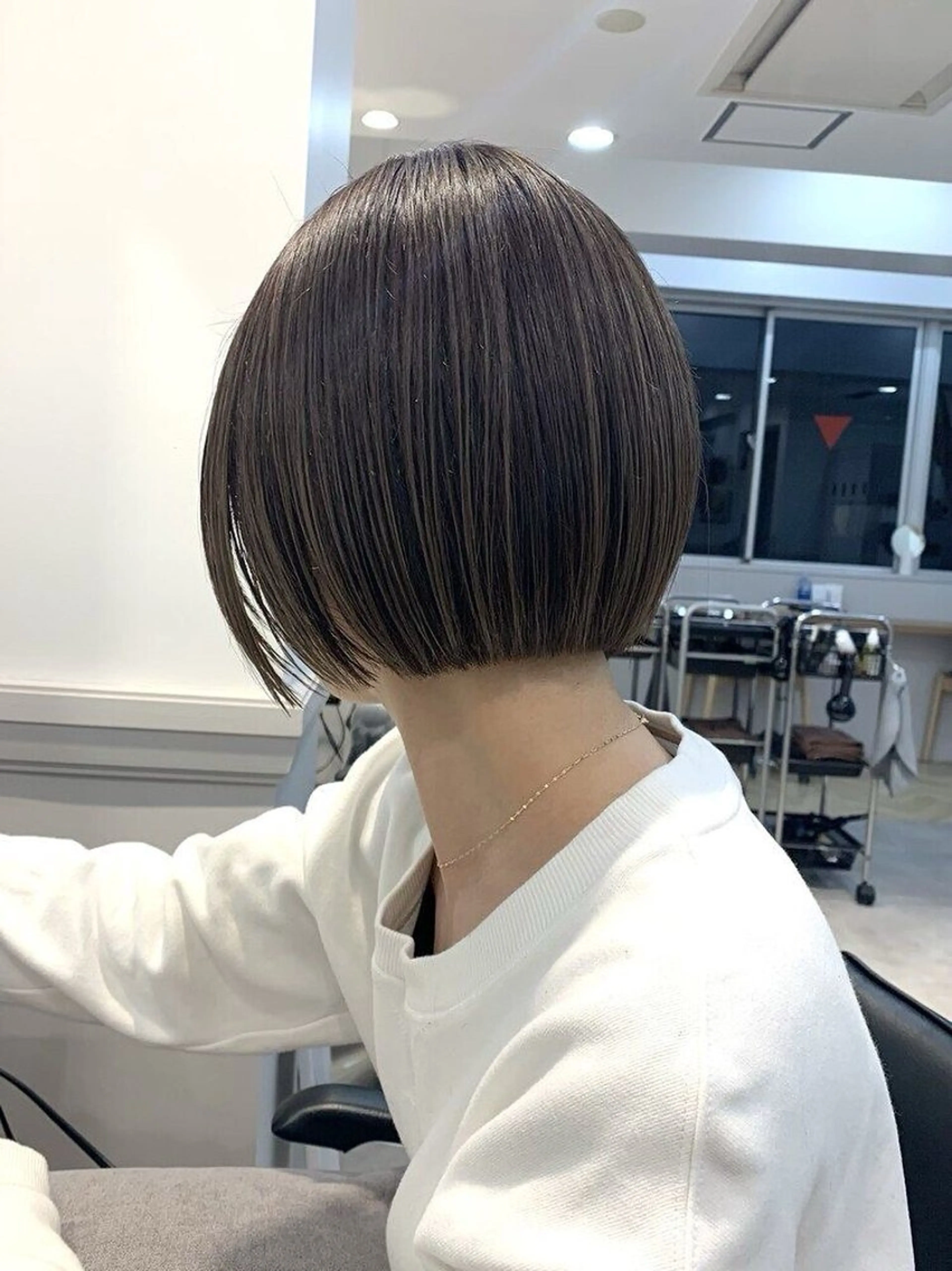 ショート ボブ レイヤー小顔ショート 吉田ジョウのヘアスタイル