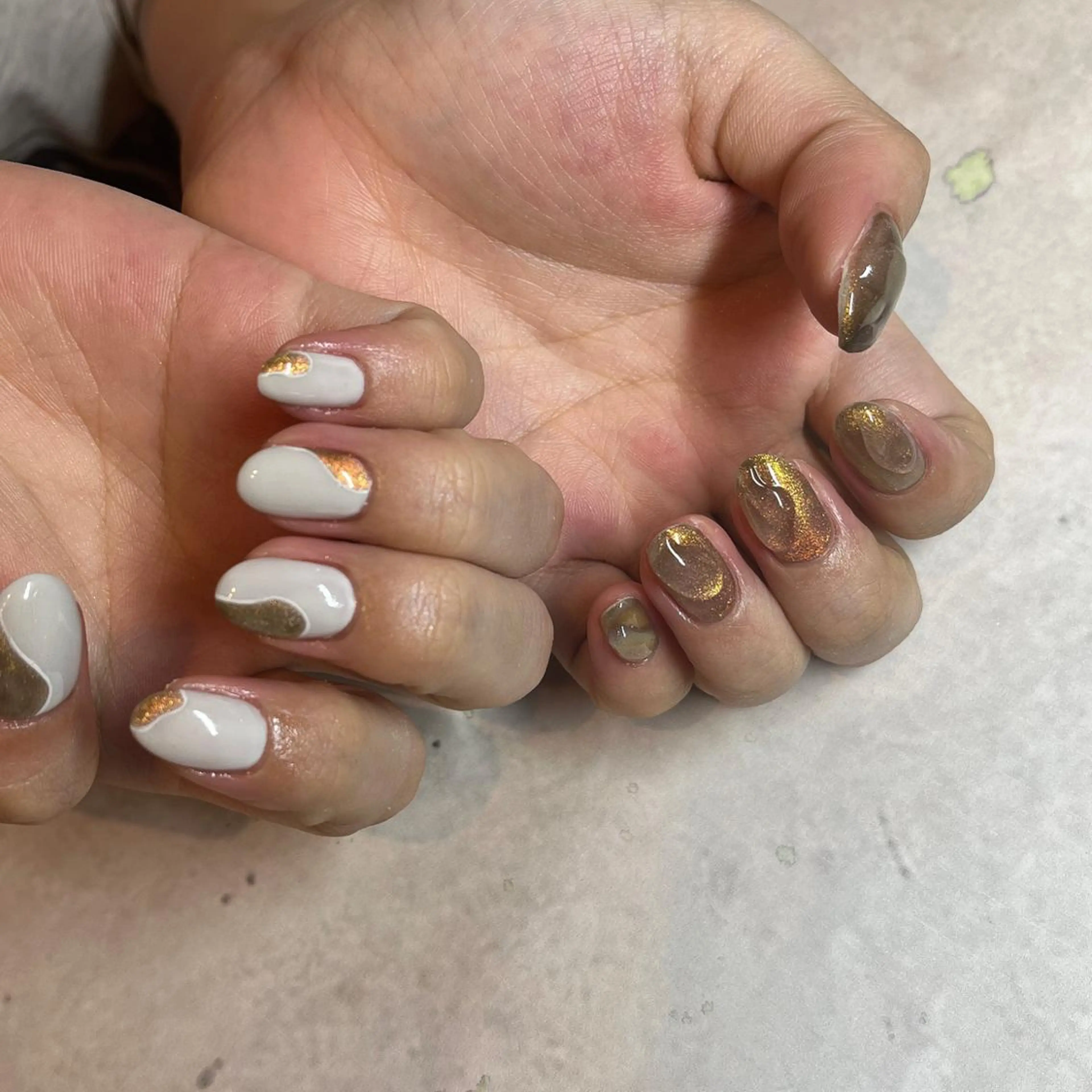 ネイル マグネットネイル ぷっくりネイル フリーランス¨̮⃝ ネイリストOKADAのネイルデザイン