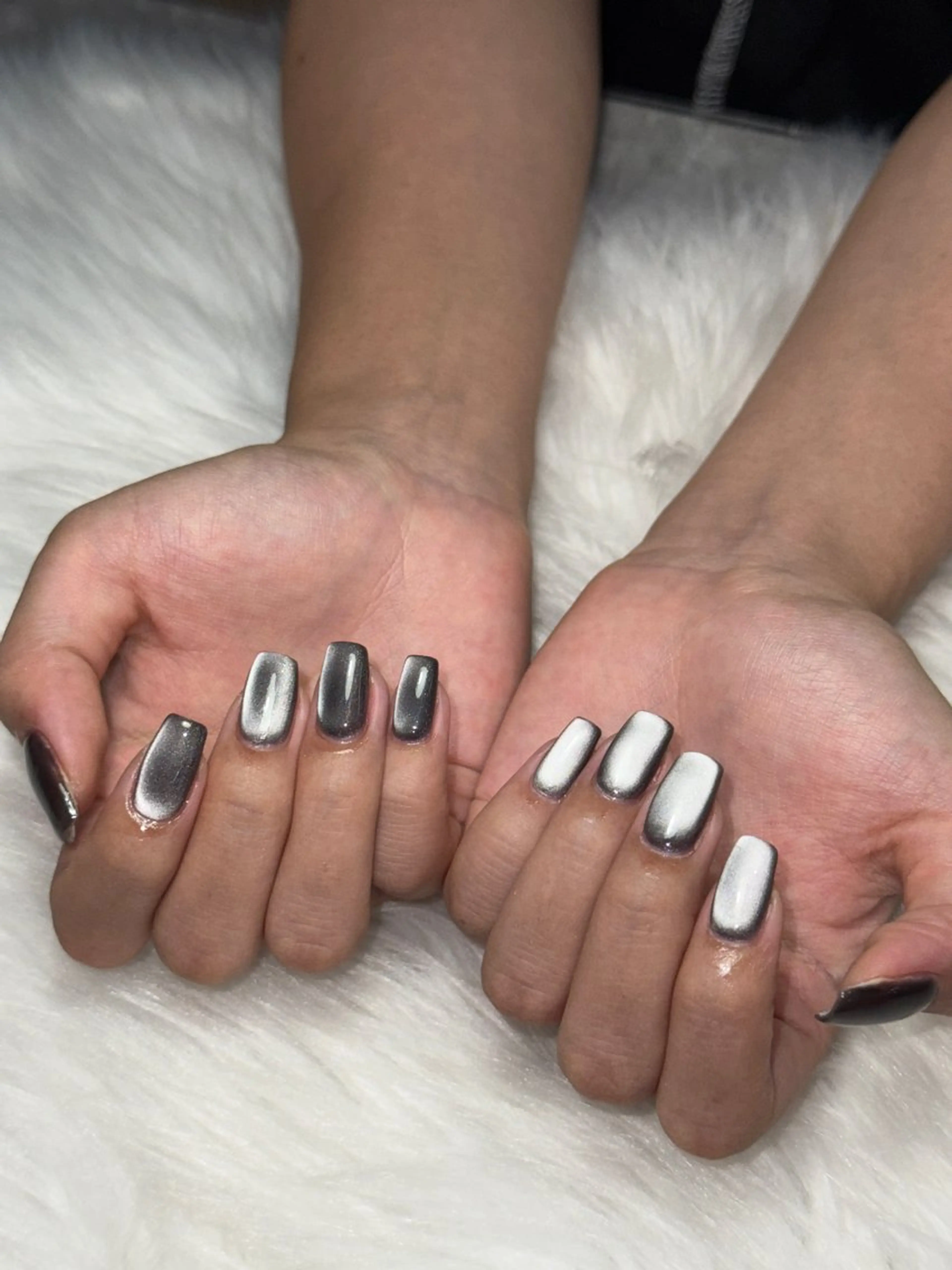 ネイル マグネットネイル Momoka 🍑🎀のネイルデザイン