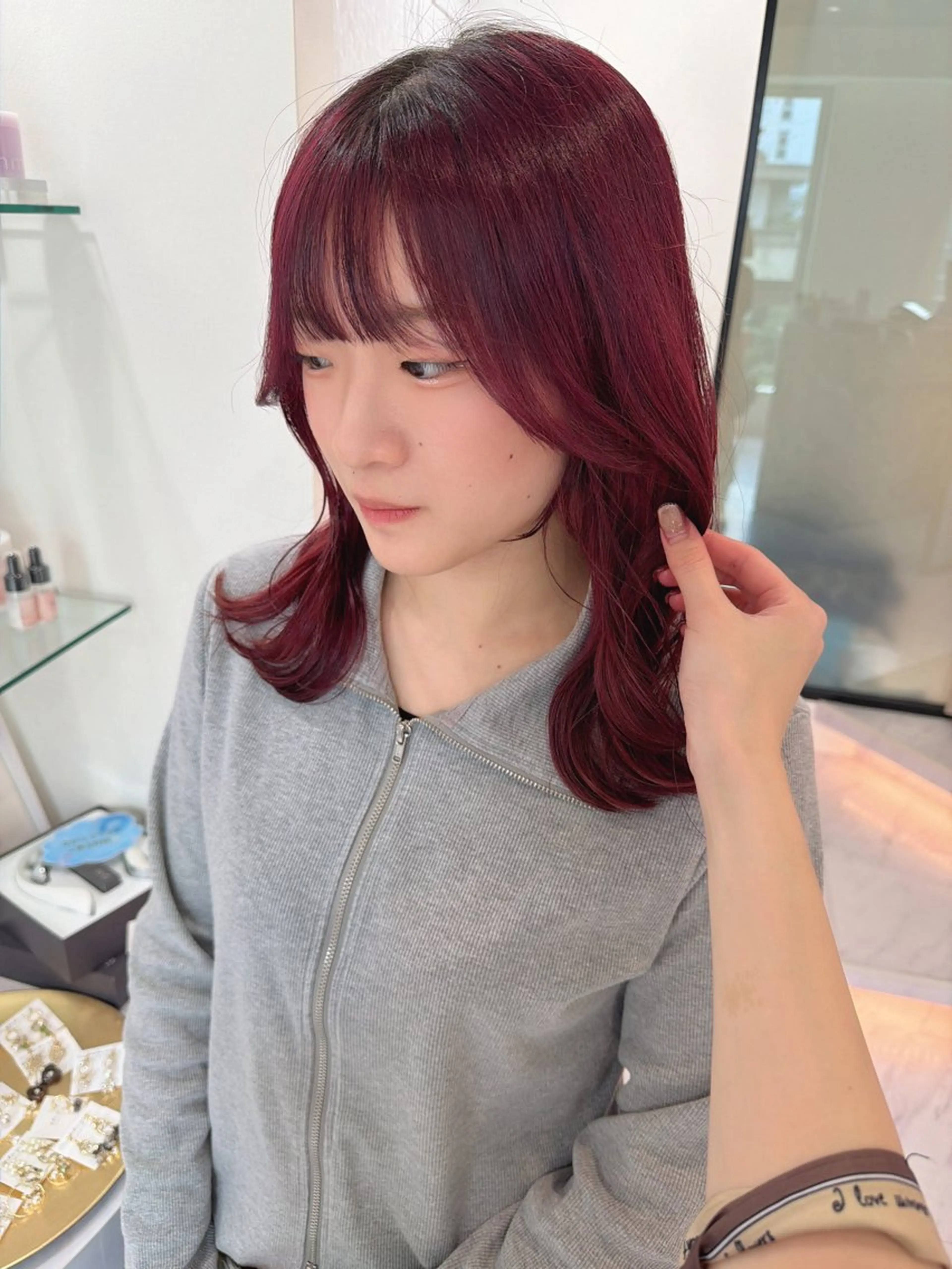 ミディアム カラー ブリーチ レッドカラー カット ヘアカラー トリートメント SAYAKA 🍒／ボブ／暖色のヘアスタイル