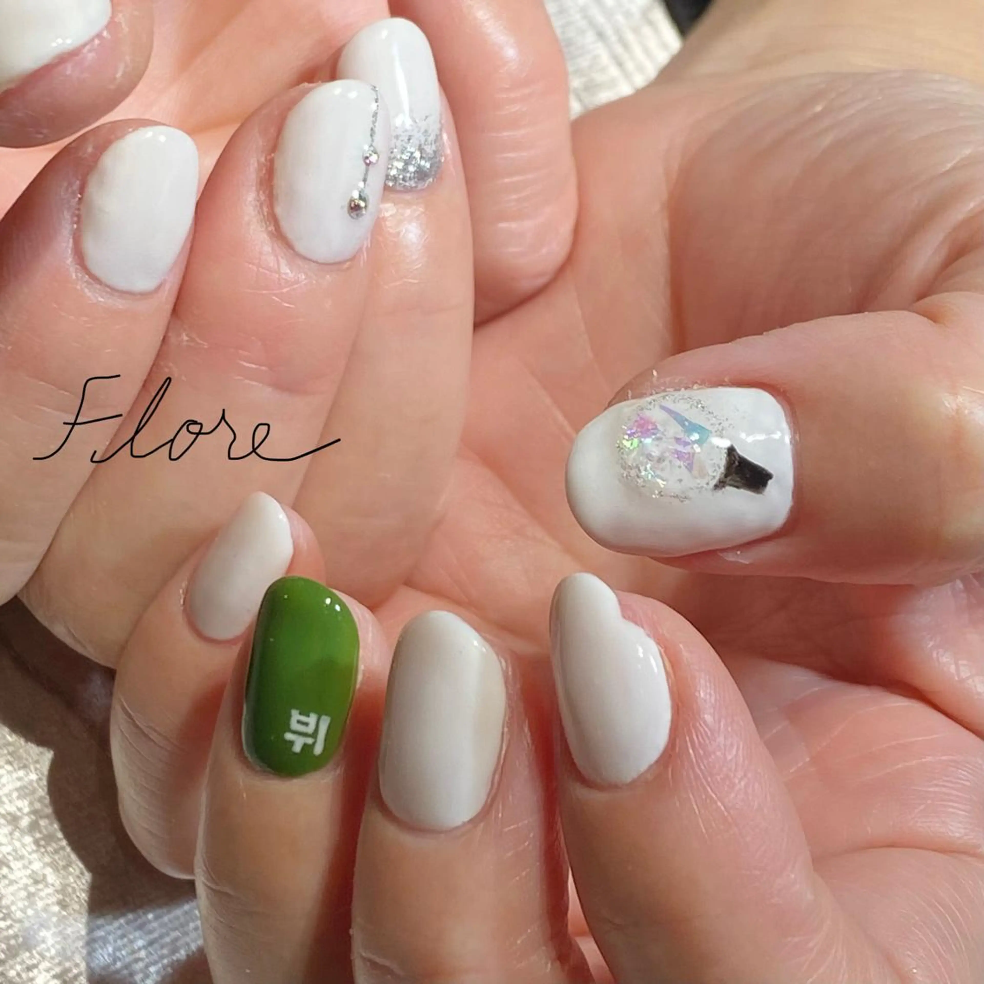 ネイル Flore (フロール)の眉毛・アイブロウイメージ