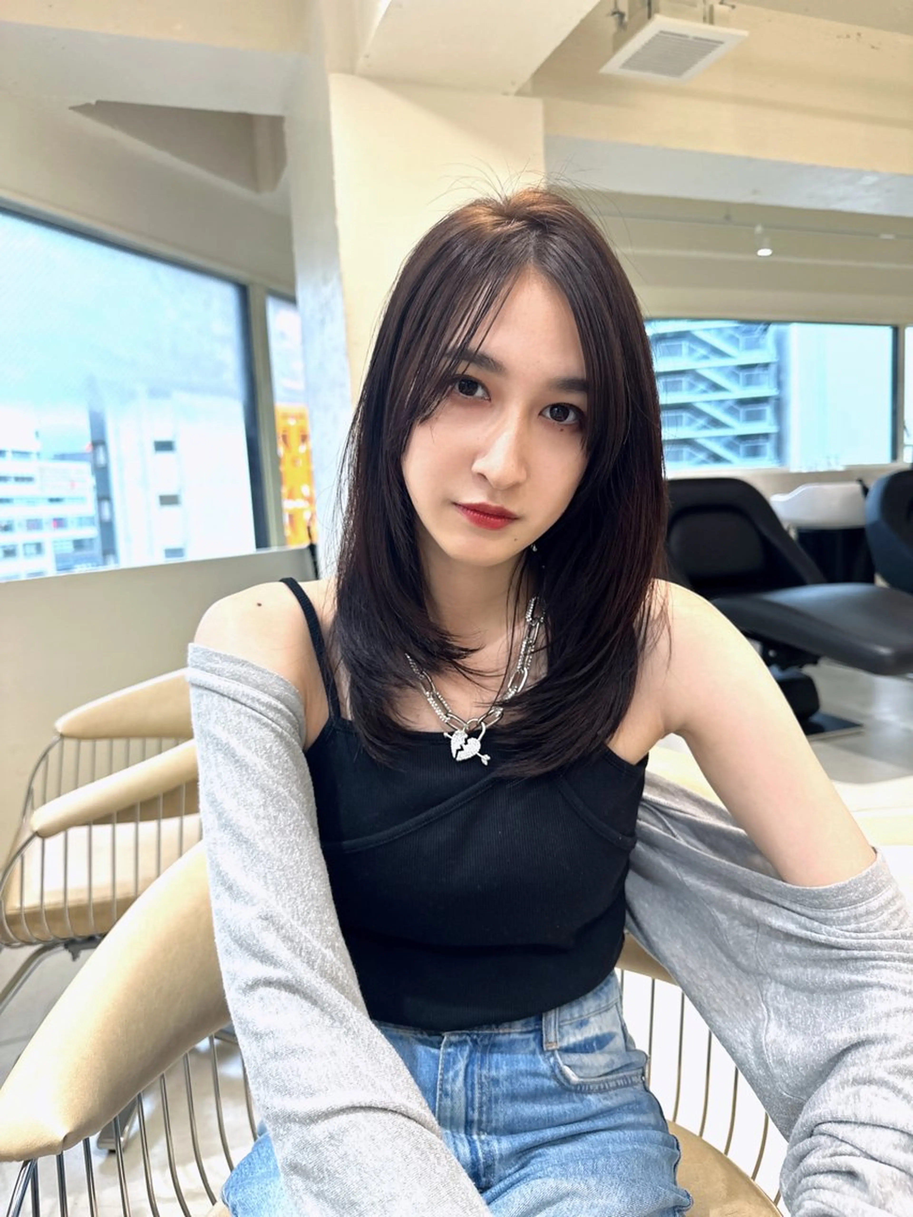 ロング カラー カット センターパート/ 暖色カラーayuのヘアスタイル