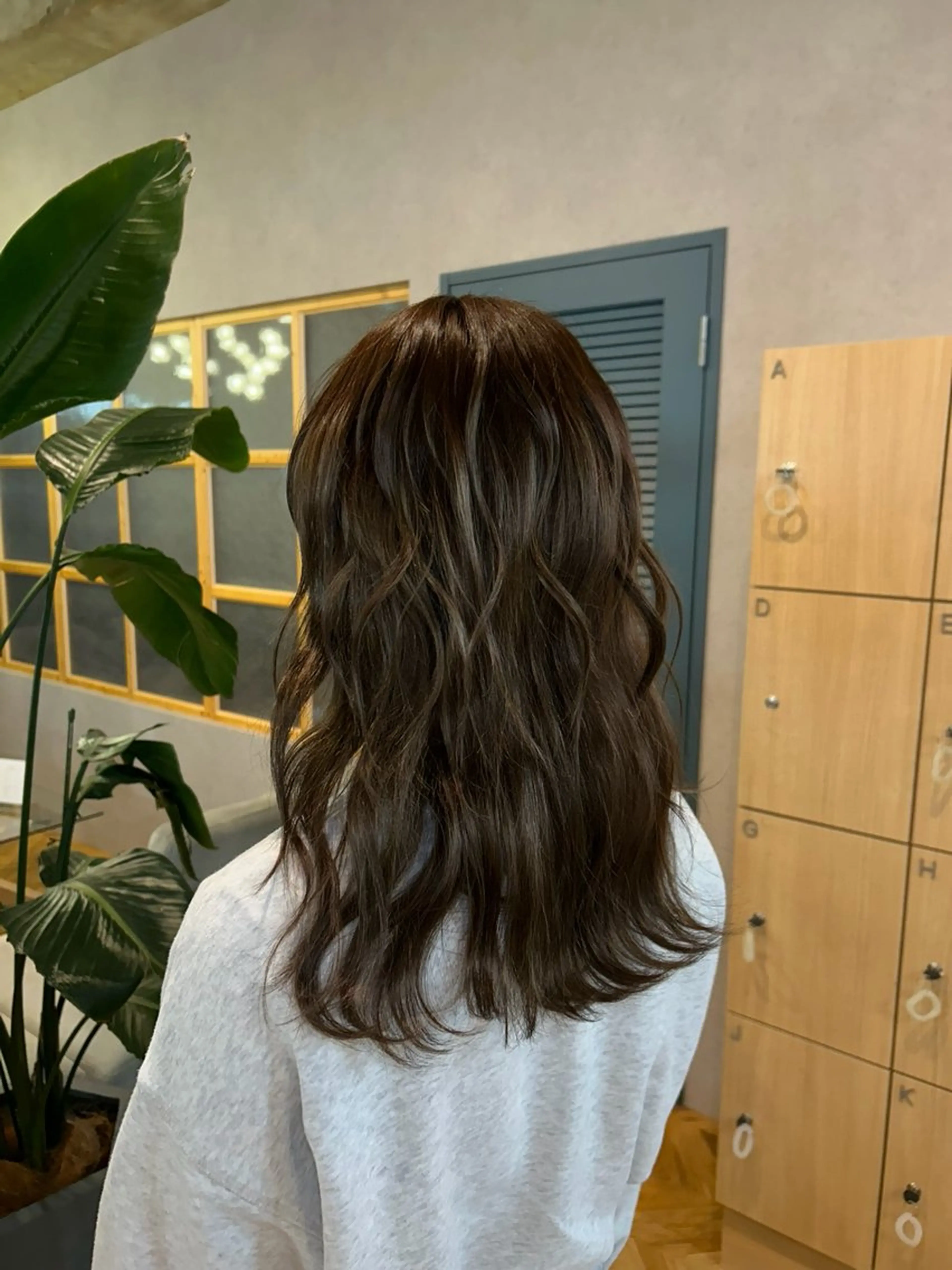 ロング カラー 中野 こころのヘアスタイル