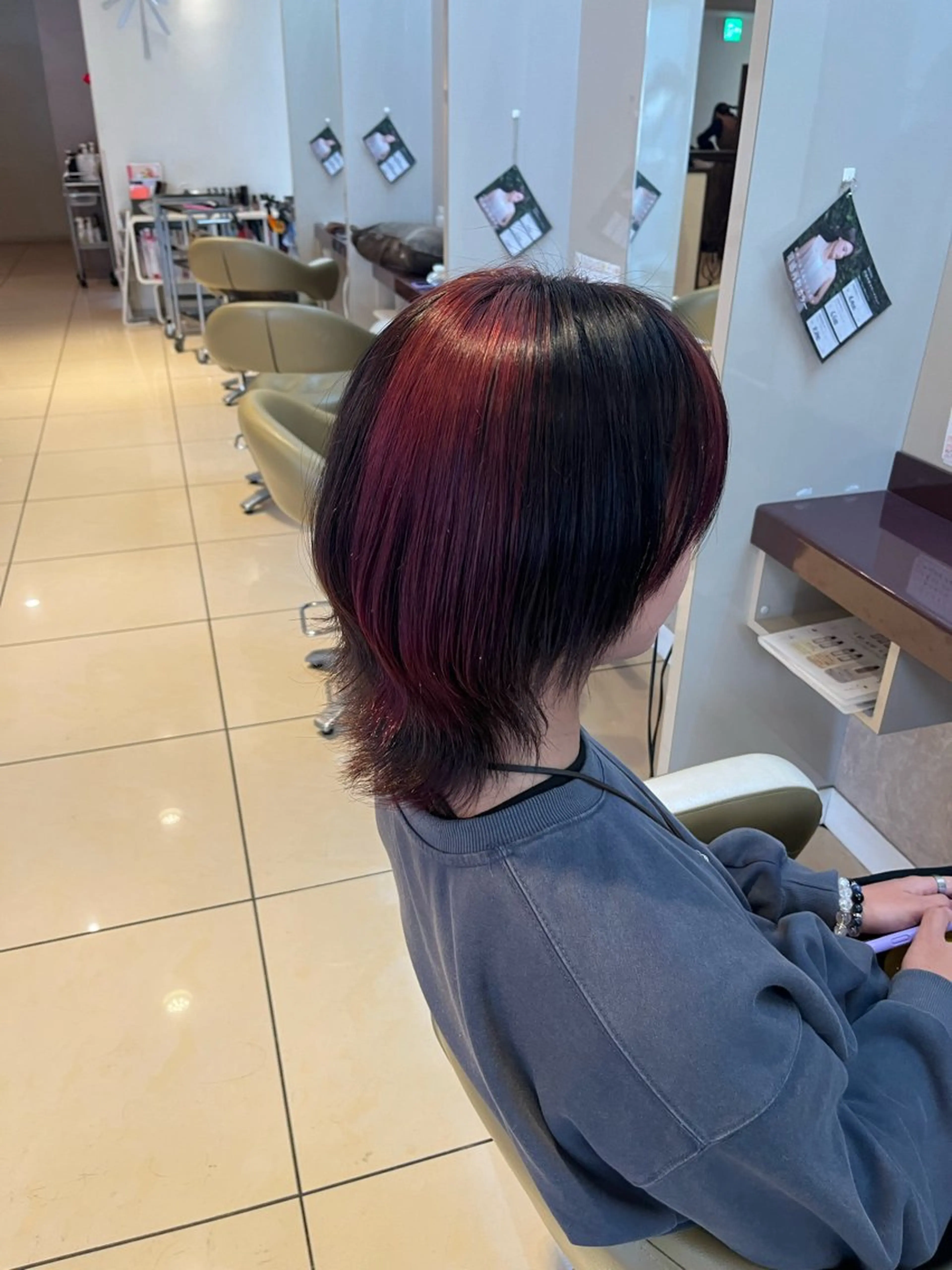 メンズ ヘアカラー トリートメント 八重樫 夢愛のヘアスタイル