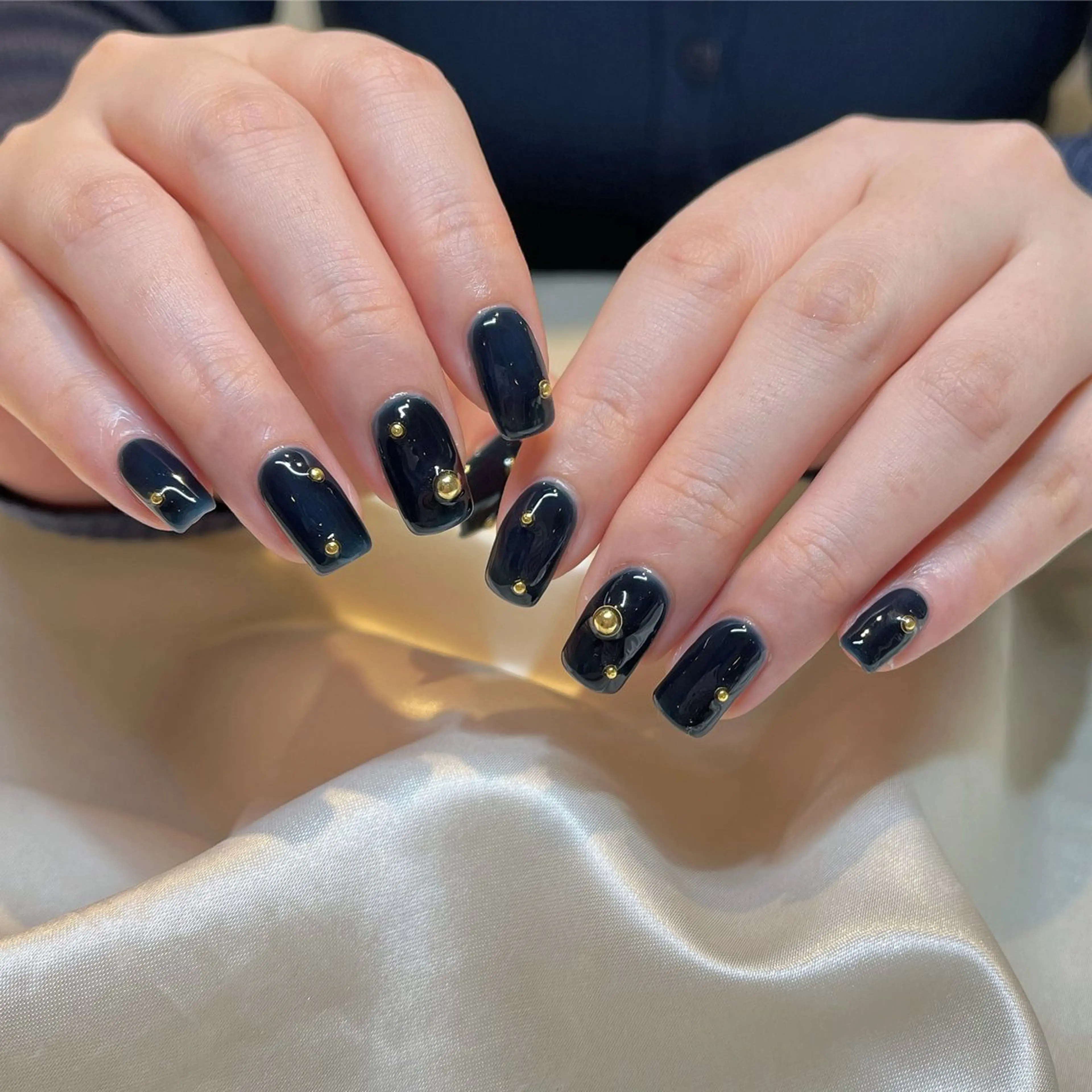 ネイル ハンドネイル 内田 里穂のネイルデザイン