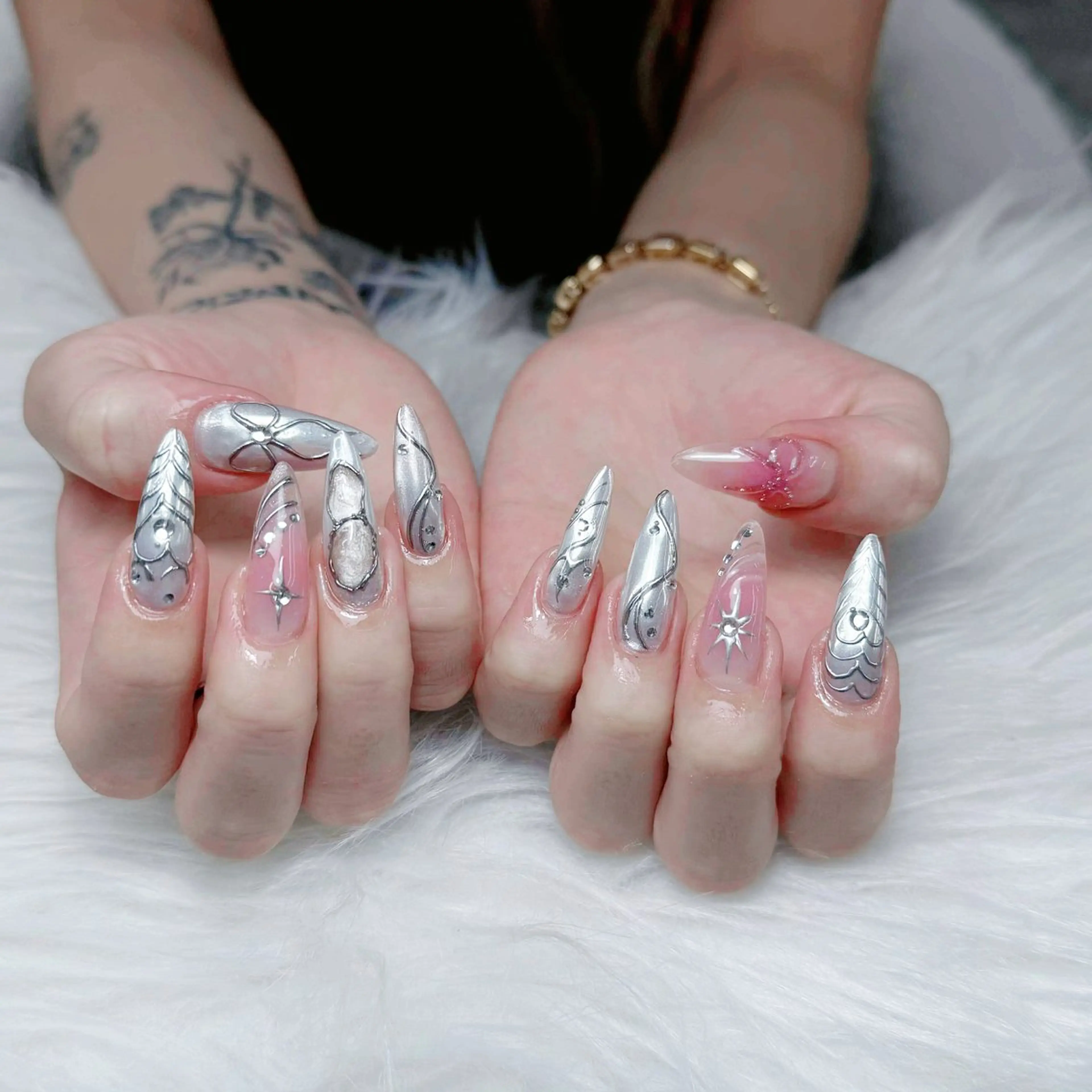 ネイル ハンドネイル ハンドケア Nova Nail Nambaのネイルデザイン