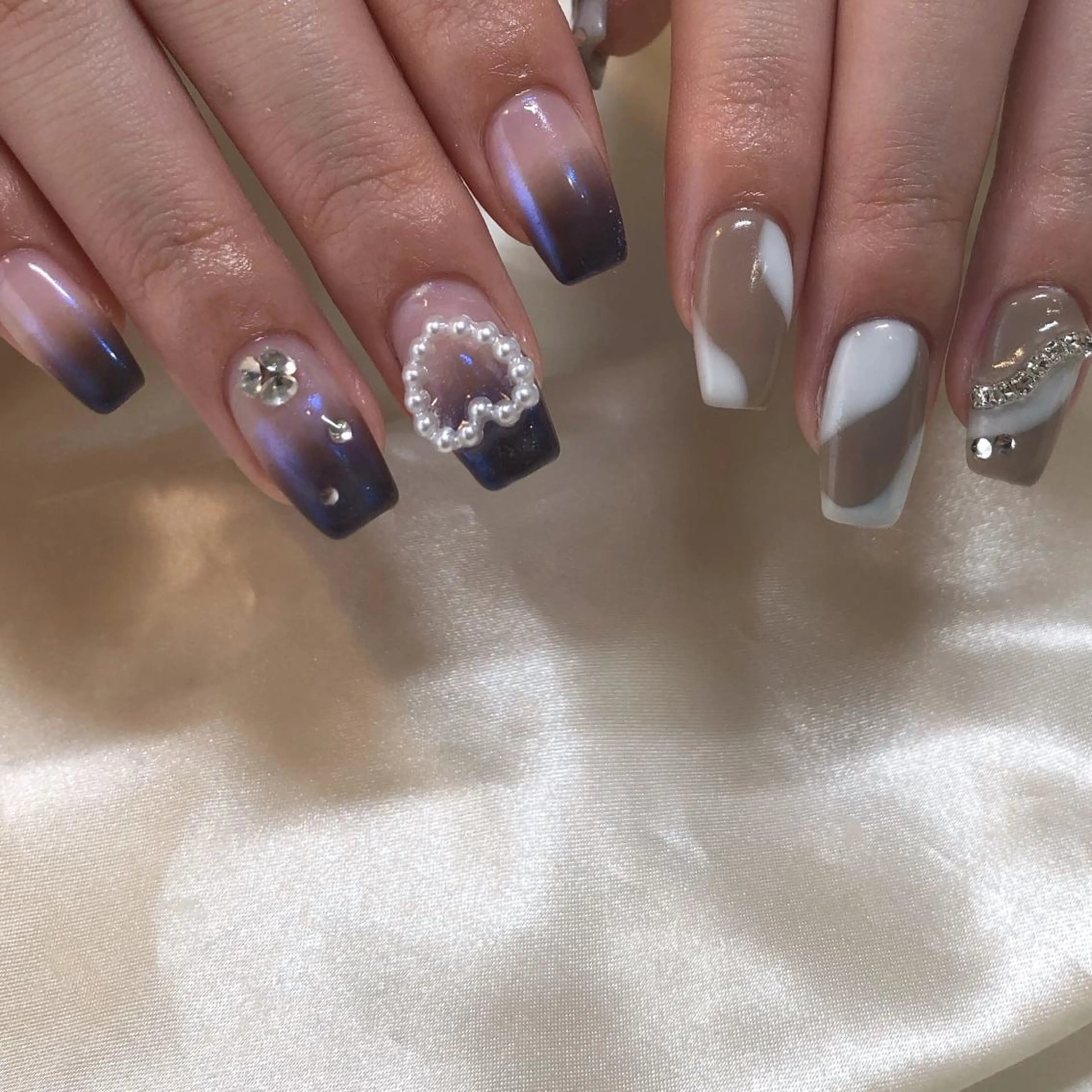 ネイル ハンドネイル ViViA momokaのネイルデザイン