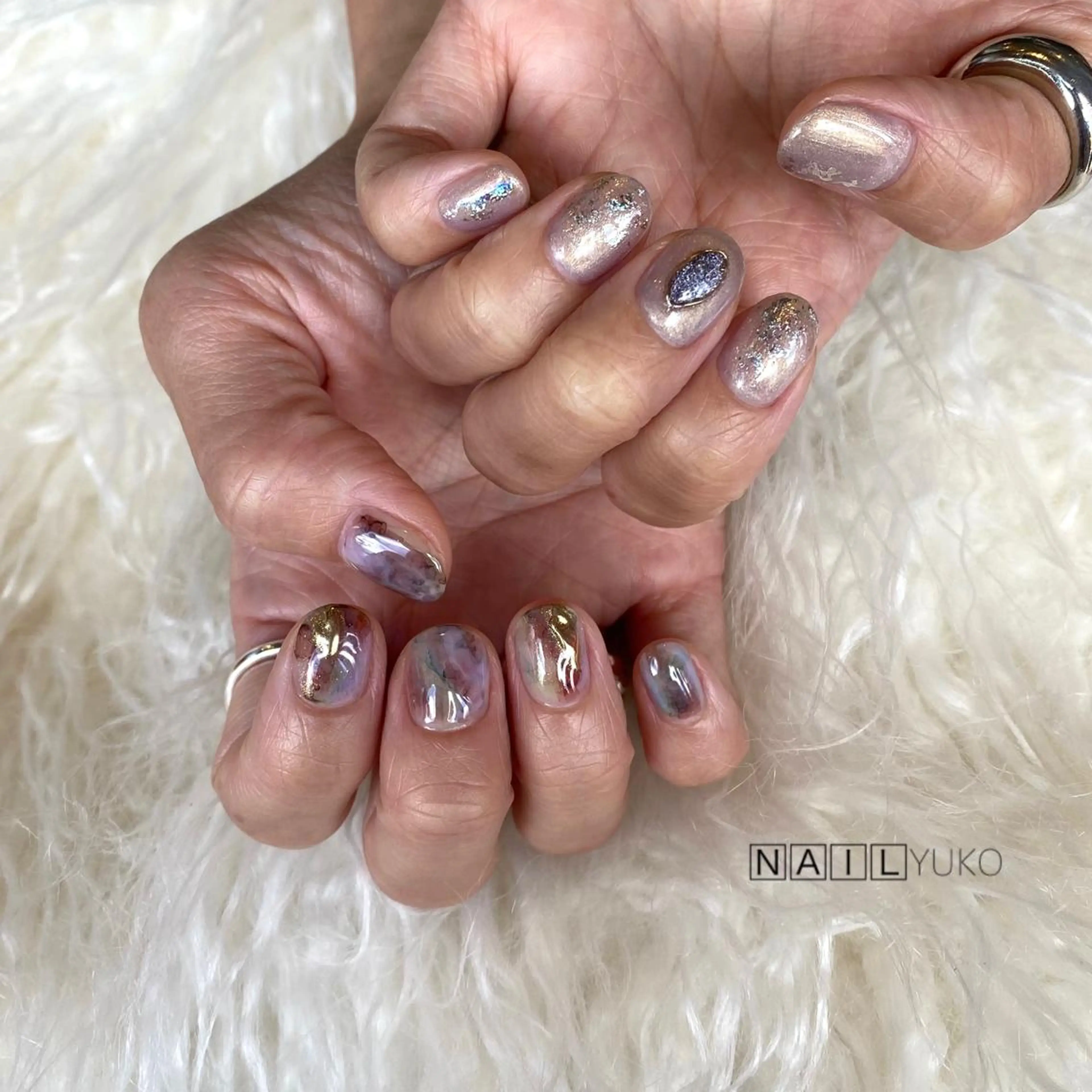 ネイル オーロラネイル マグネットネイル ニュアンスネイル fruitful + YUKOのネイルデザイン