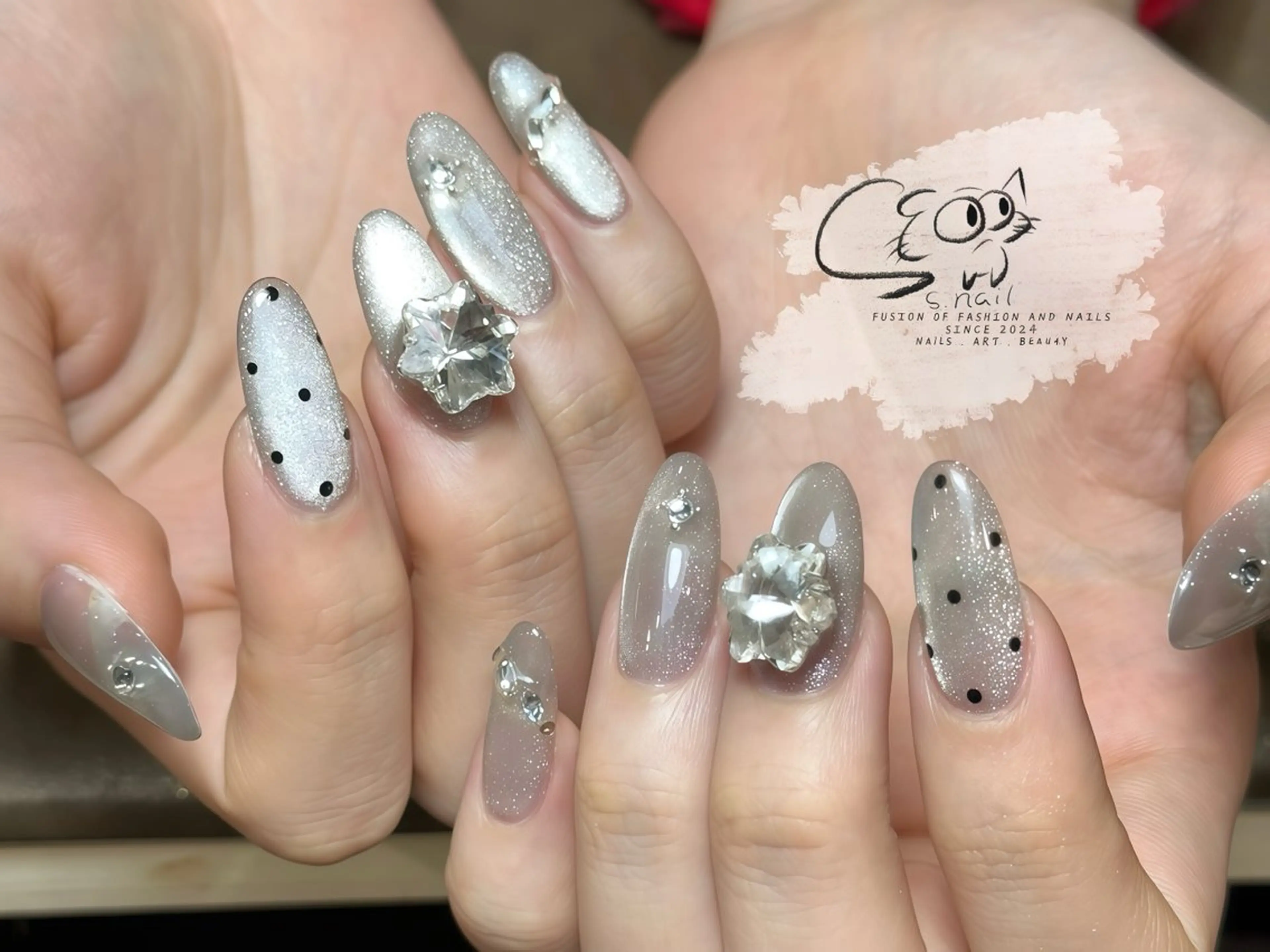 ネイル チークネイル フレンチネイル グラデーション マグネットネイル ワンカラーネイル ハンドネイル S.nail所属・S.nail _のネイルデザイン