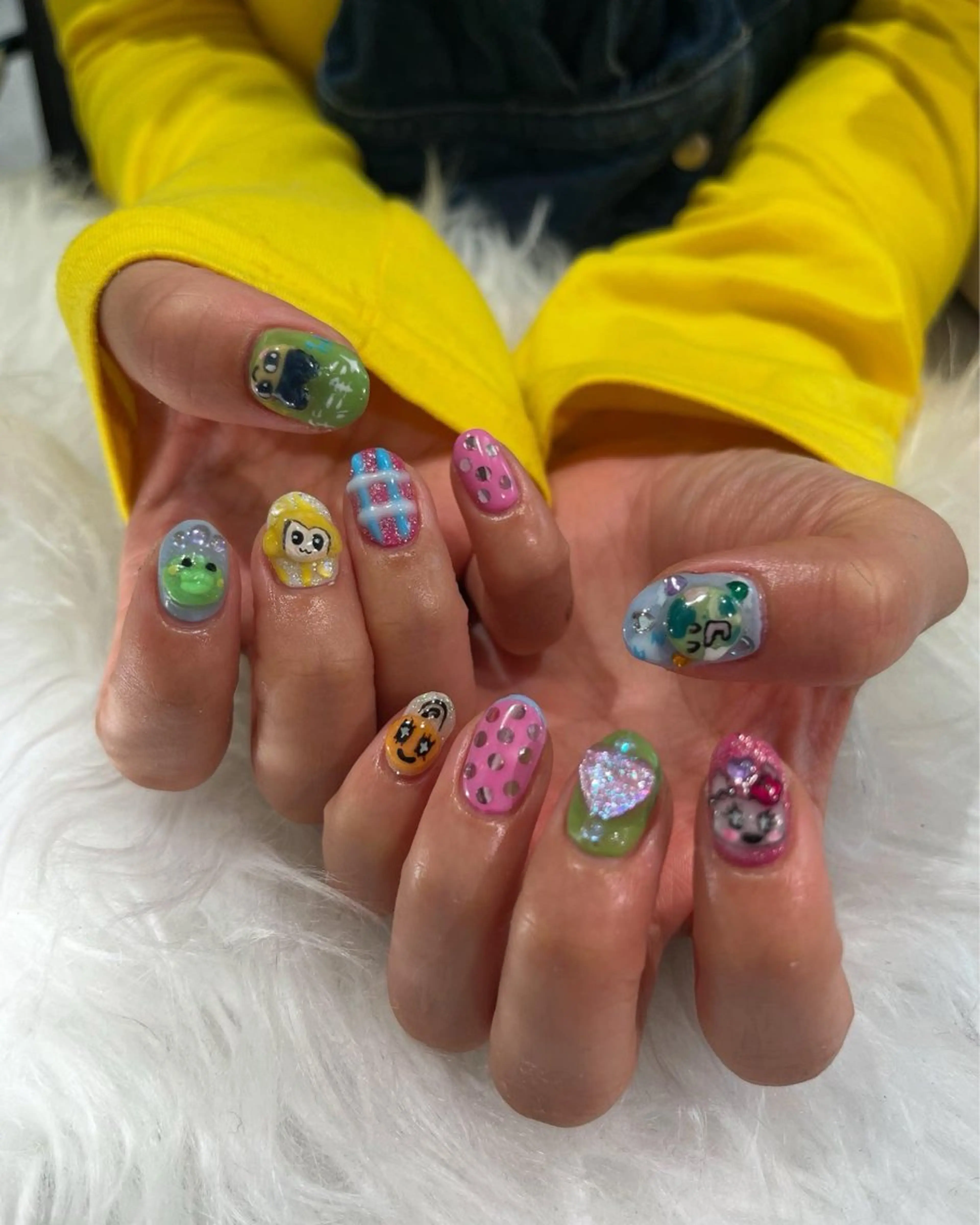 ネイル ハンドネイル ♡ハイトーン★ ネイル/しの♡のヘアスタイル