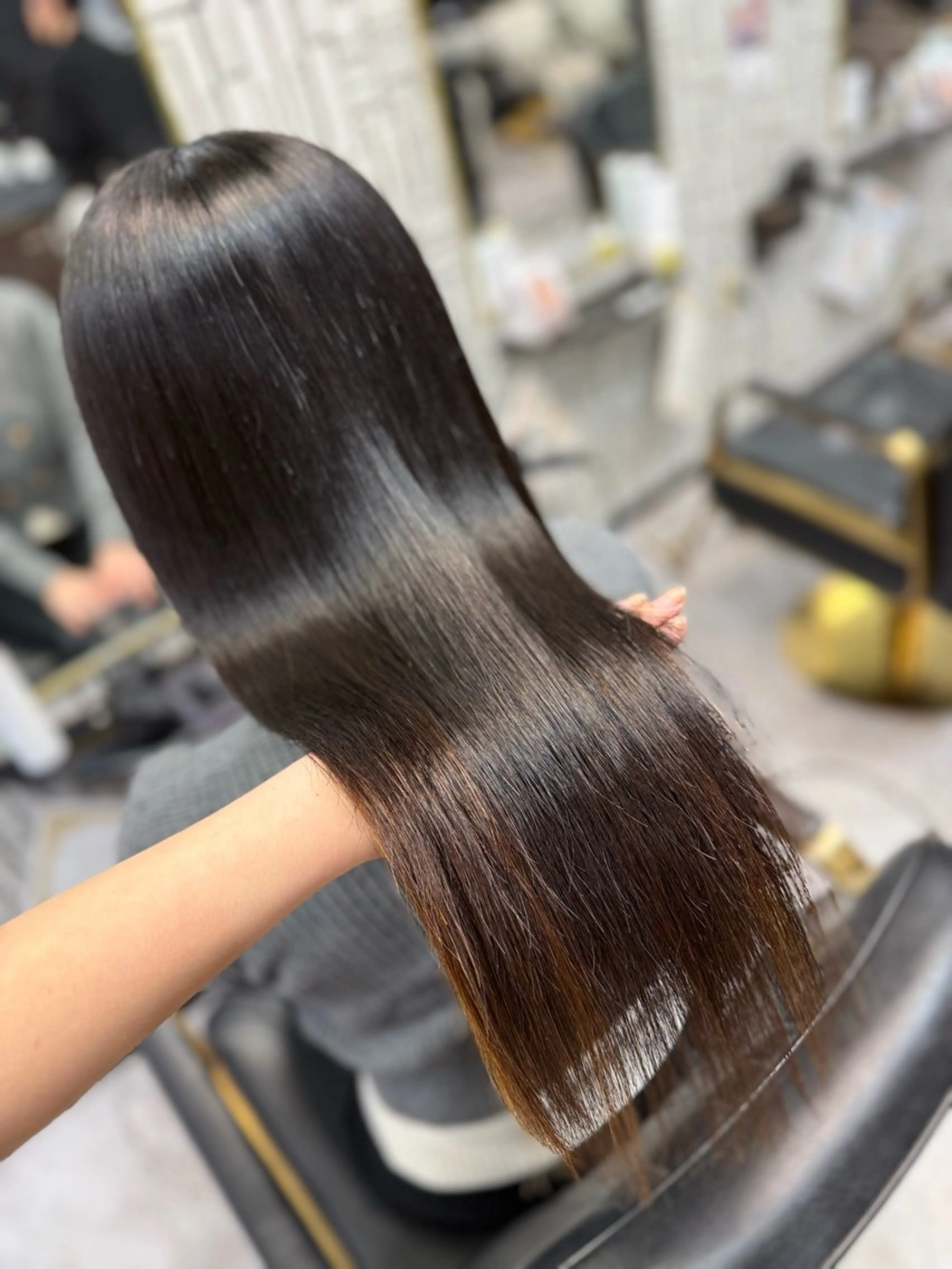 ロング 髪質改善 カット 縮毛矯正 arose久留米所属・山中 莉乃のヘアスタイル