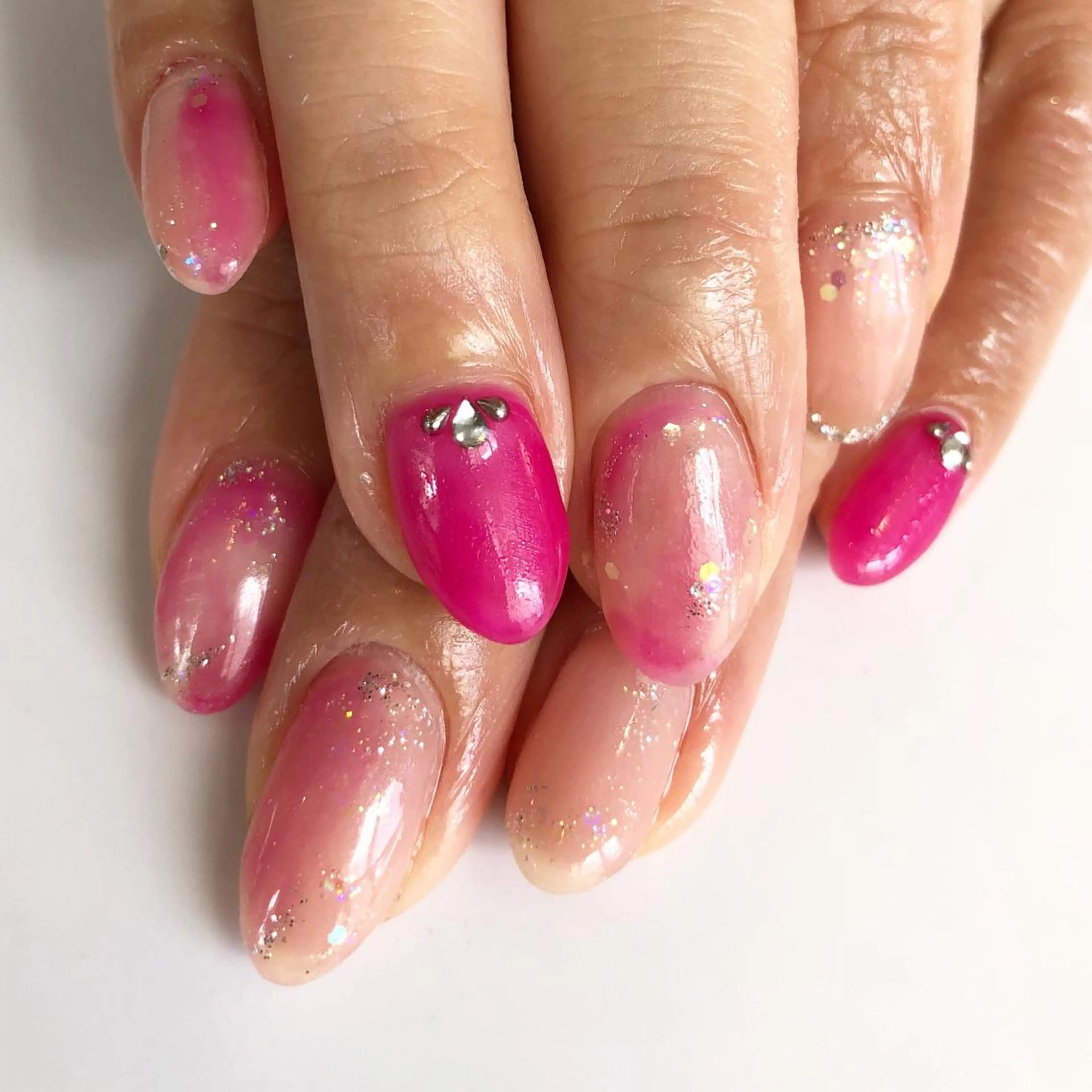 ネイル アートネイル ストーンネイル esNail&eye イーズネイル&アイのネイルデザイン