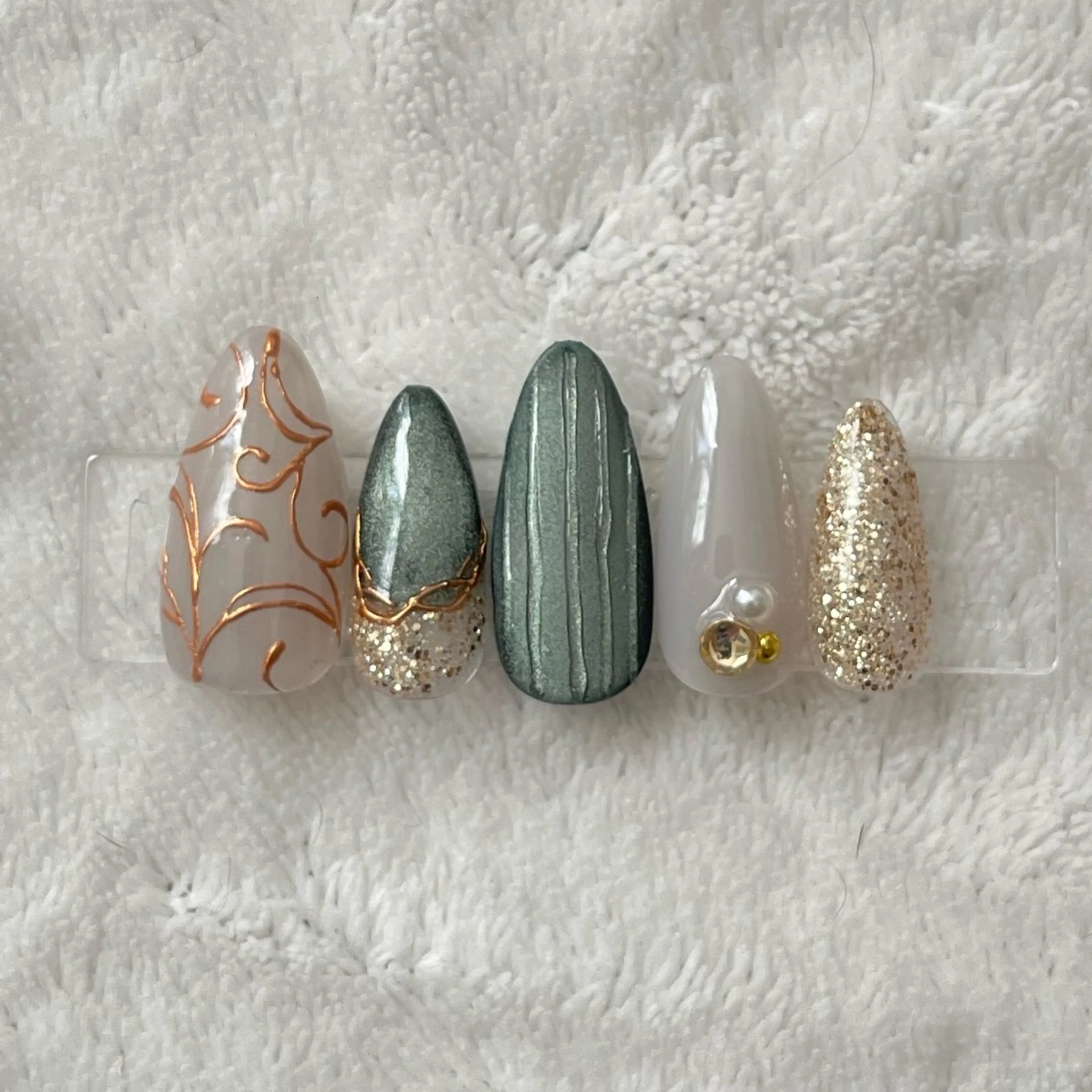 ネイル Luccica nailのネイルデザイン