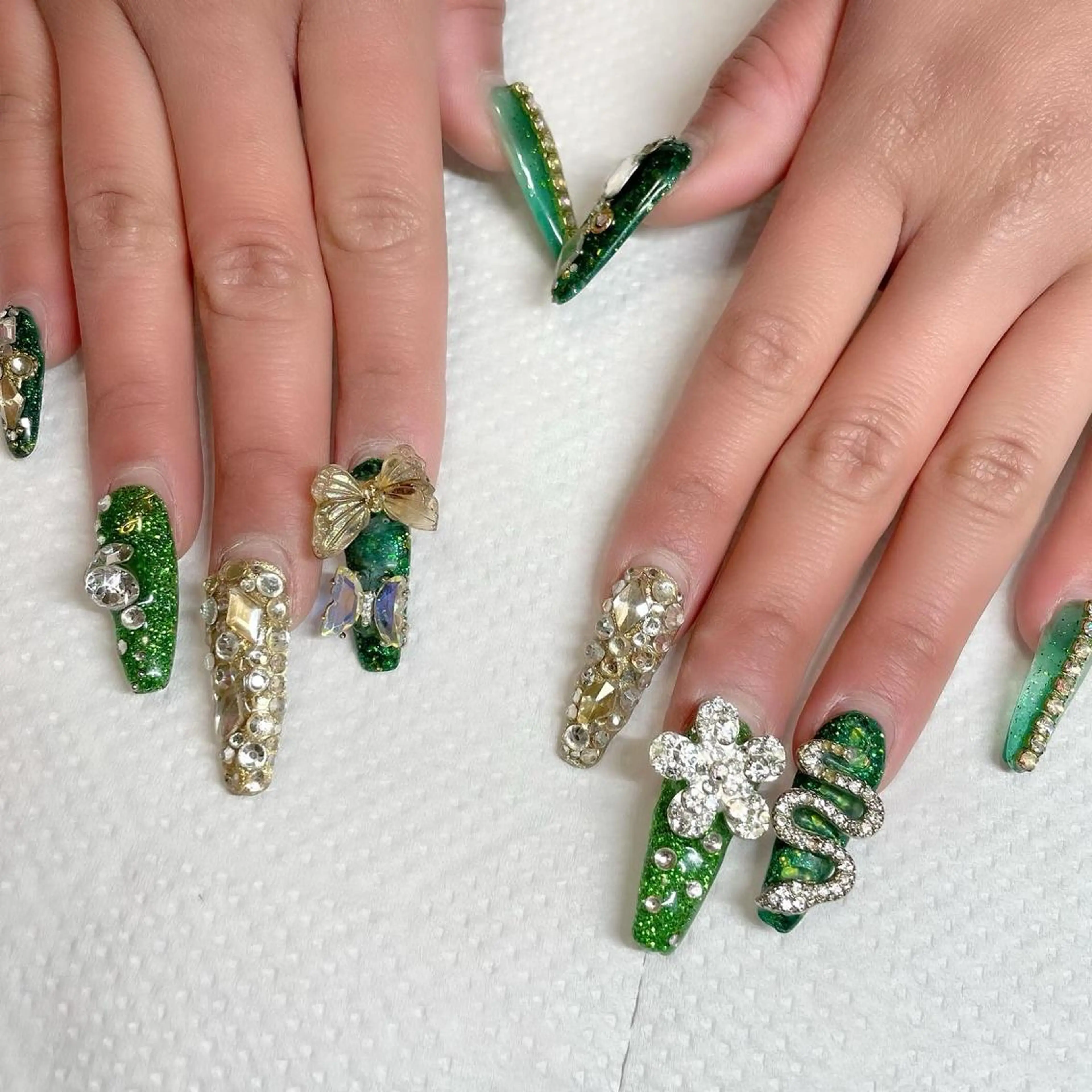 ネイル 成人式 Bell nailのネイルデザイン