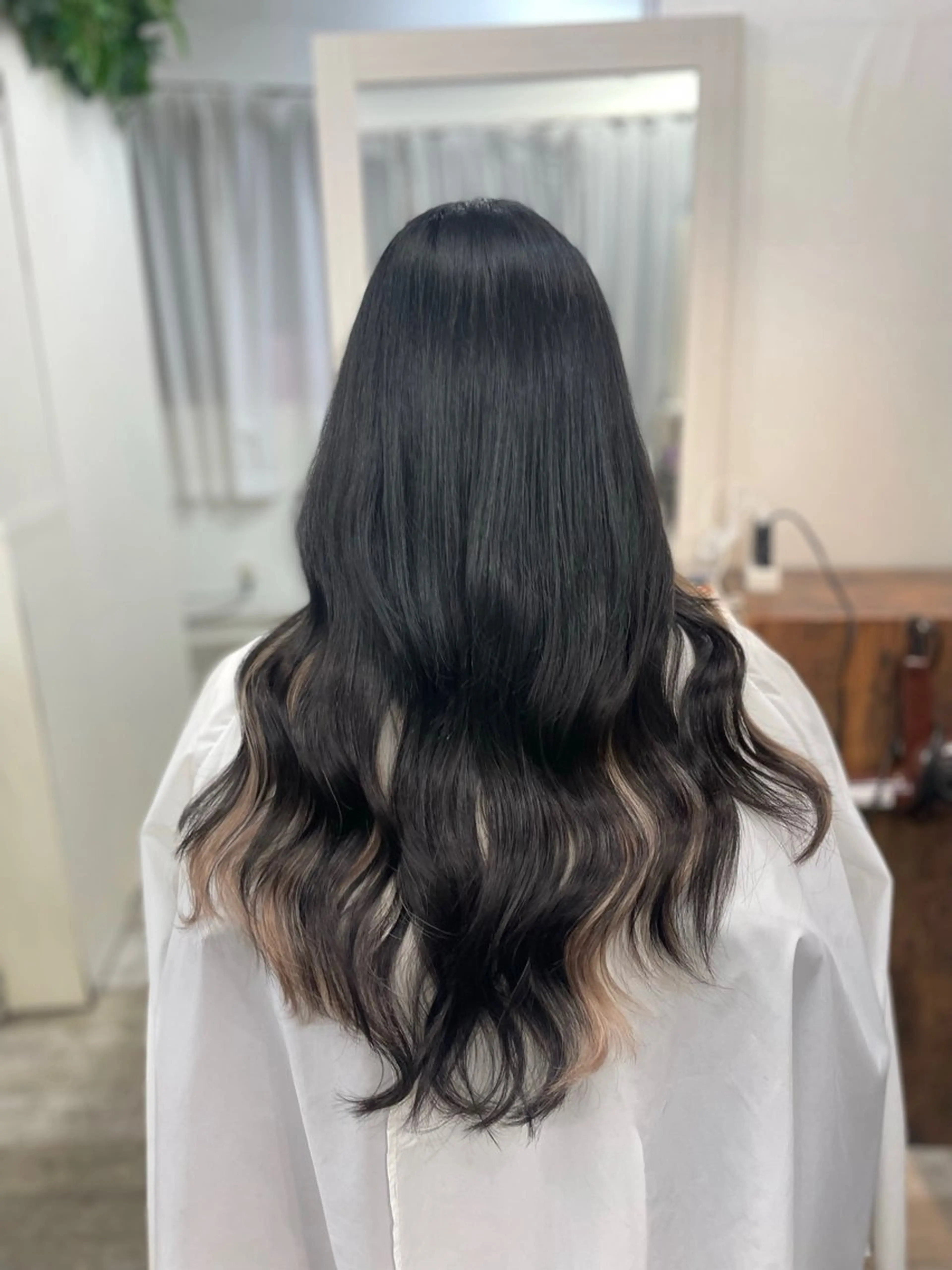 ロング カラー カット ヘアカラー エクステ ヘアセット 韓国ヘア🤍髪質改善 🇰🇷AKANEのヘアスタイル