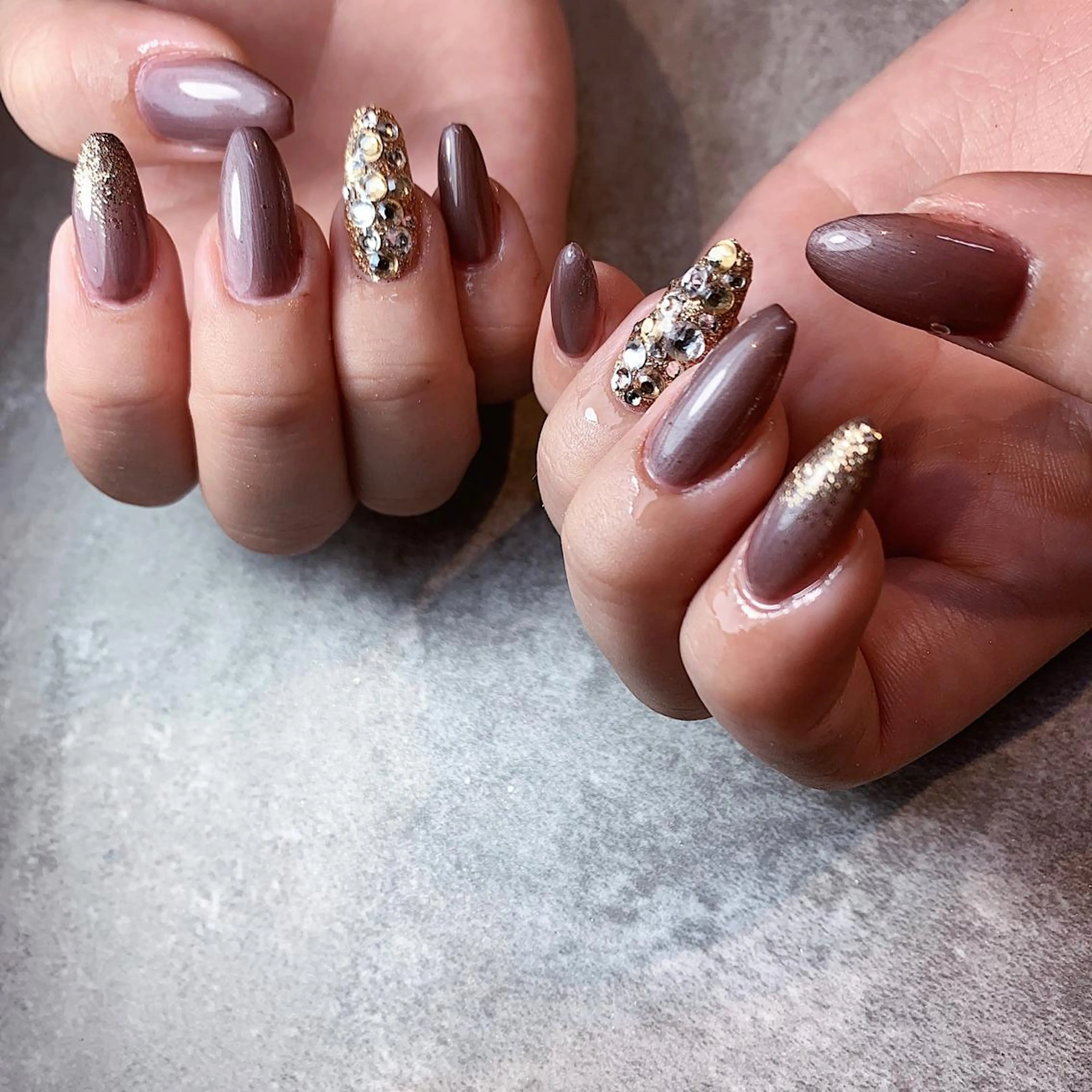 ネイル クリアネイル ジェルネイル ゴールド グラデーション 大理石ネイル(マーブル) 土屋 智子のエステ・リラクイメージ