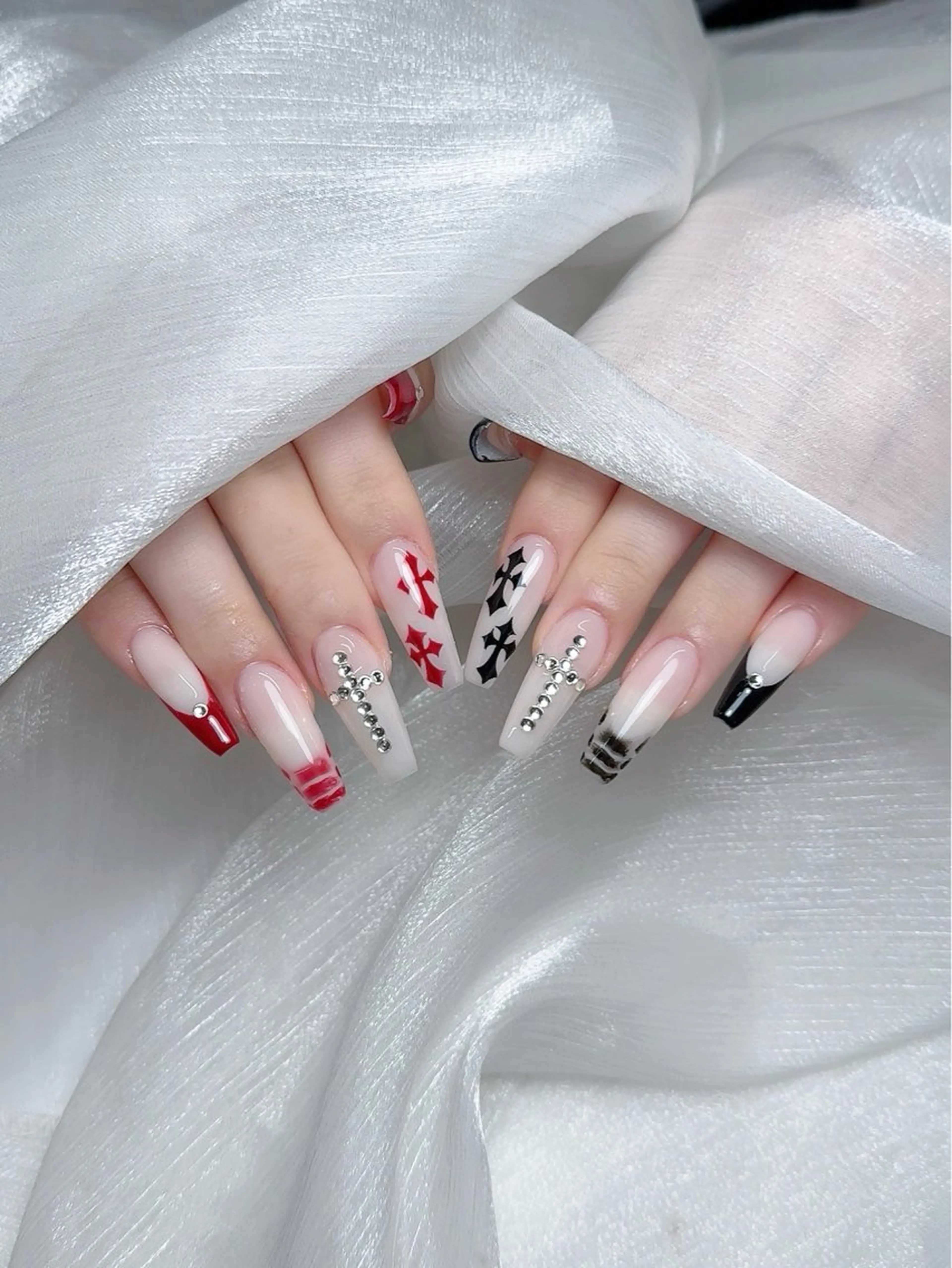 ネイル ハンドネイル ENsalon akiのネイルデザイン