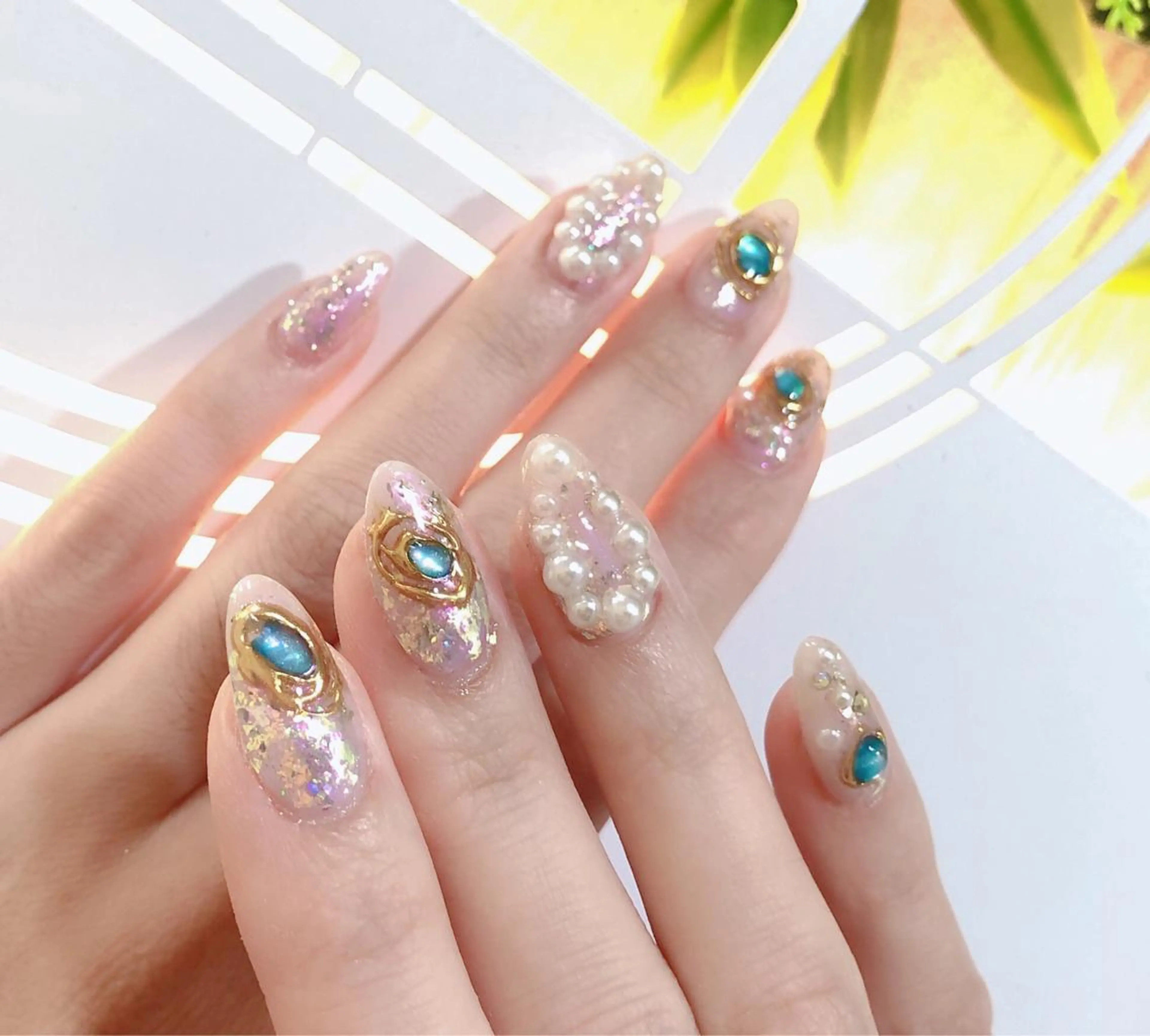 ネイル ハンドネイル ハンドケア ハク キのネイルデザイン