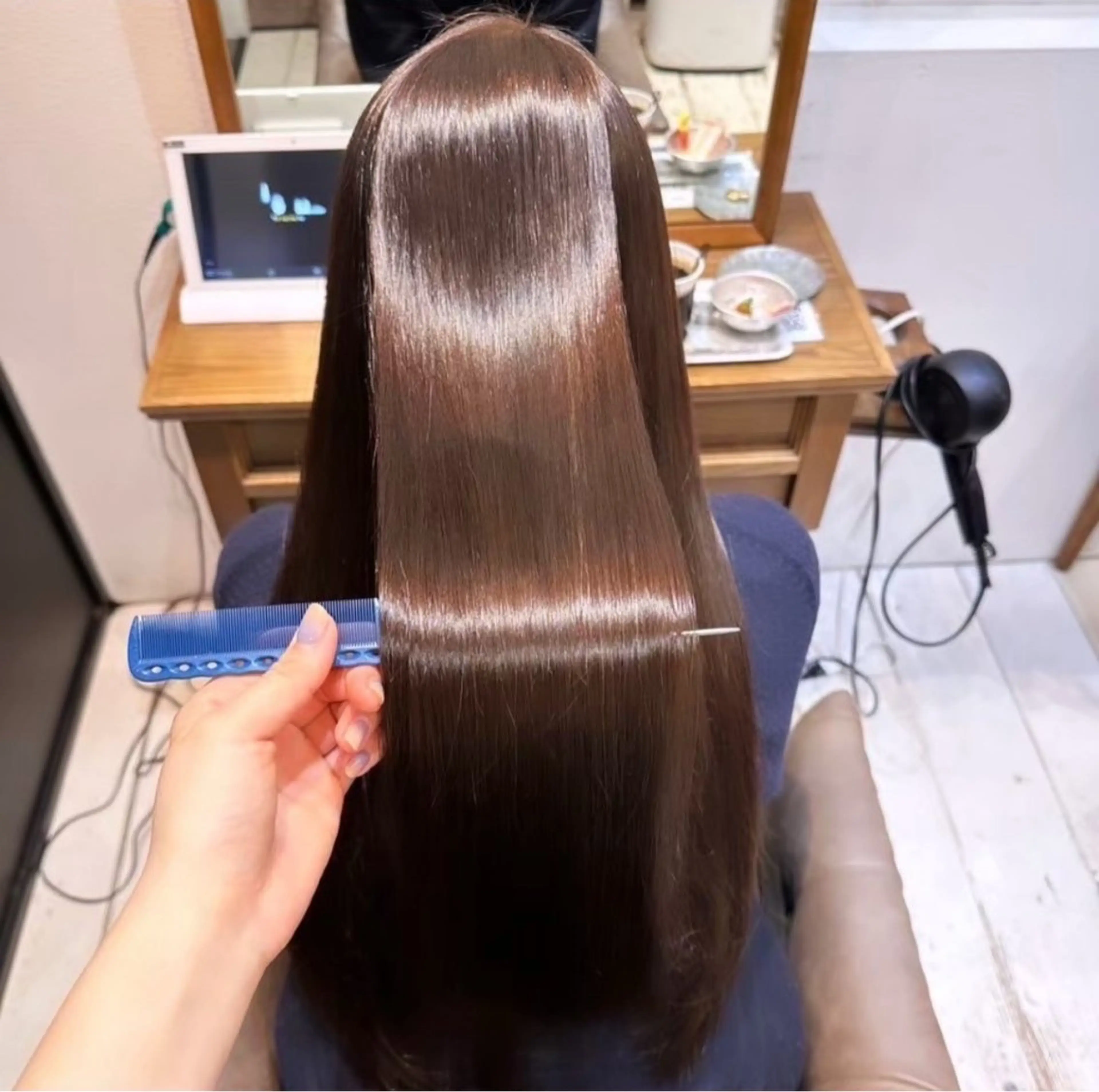 髪質改善ストレート＋Aujuaトリートメント❄️⛄️の写真