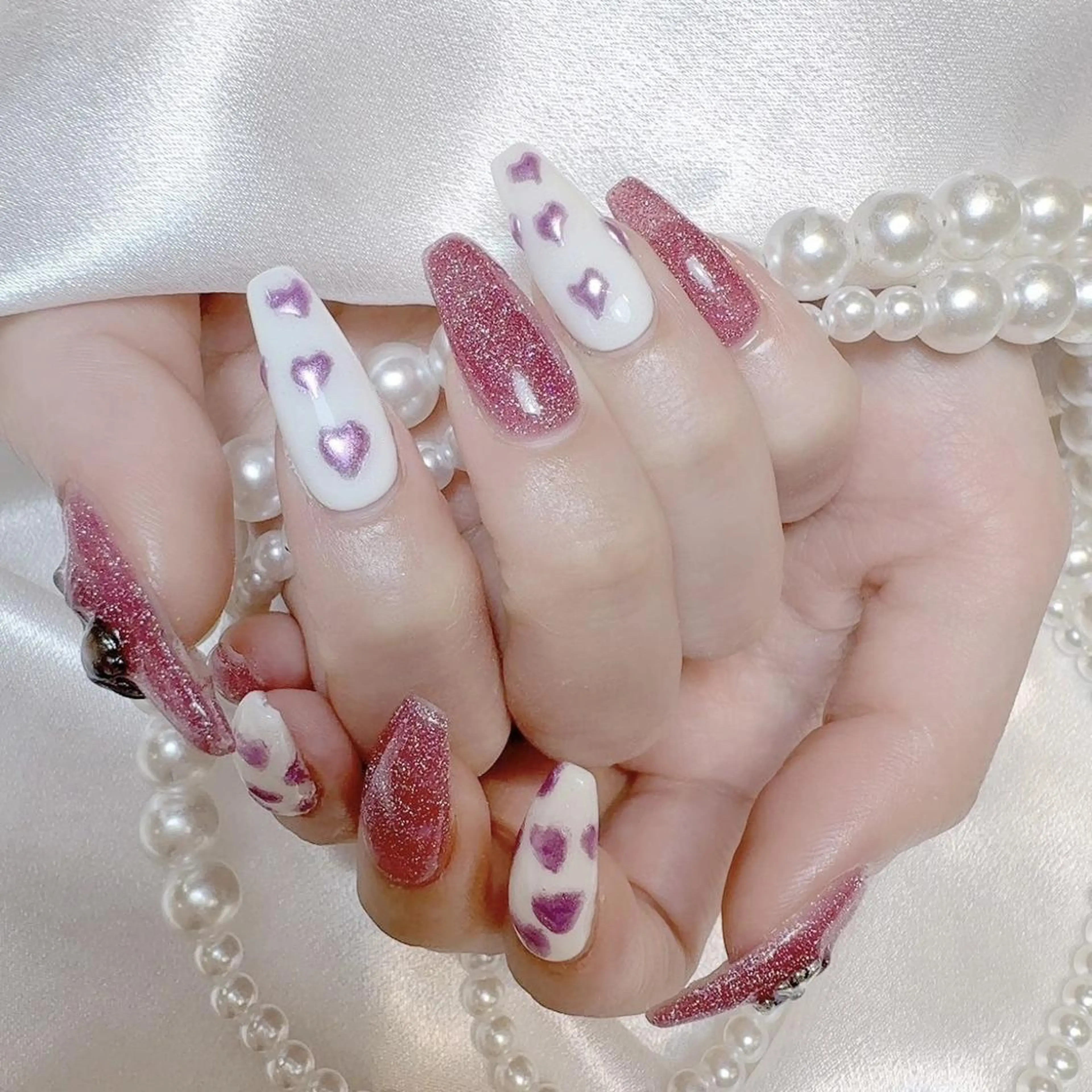 ネイル RAFFINE 月🦋🩵のネイルデザイン