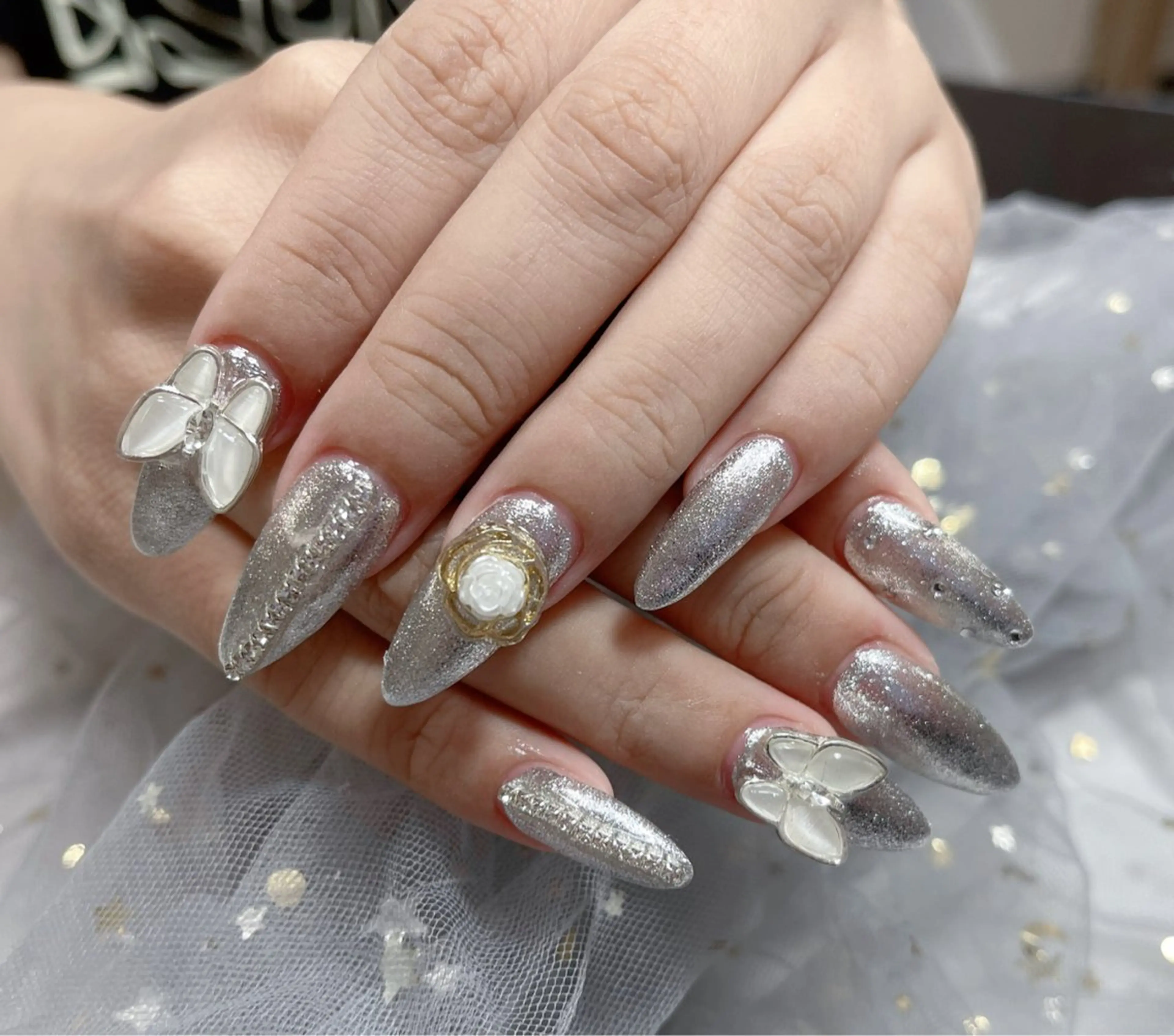 ネイル ハンドネイル 🎀ネイルサロン エクラYUI🎀のネイルデザイン