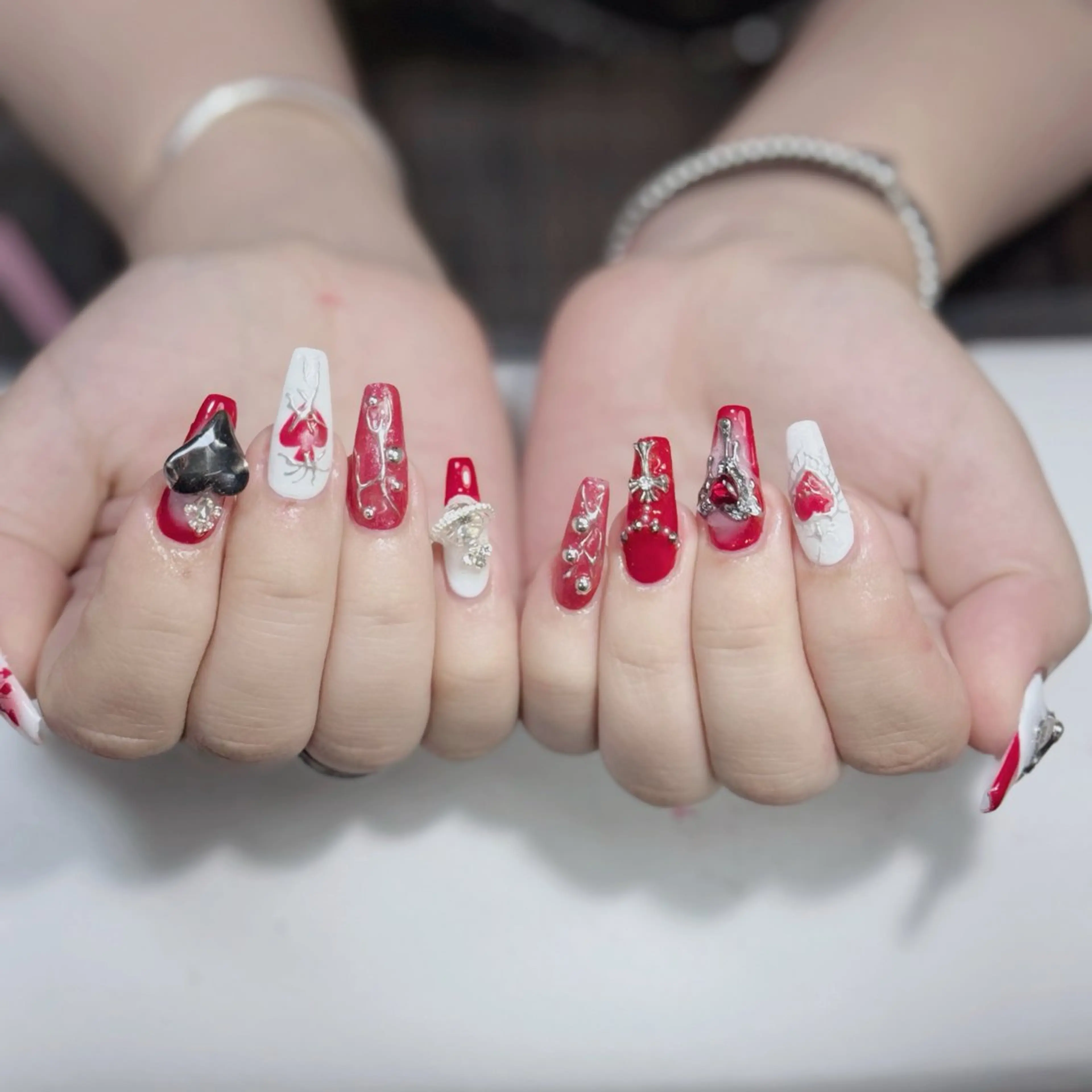 ネイル ジェルネイル 韓国ネイル マグネットネイル ネイルチップ 冬ネイル Lenie Nail Salonのネイルデザイン