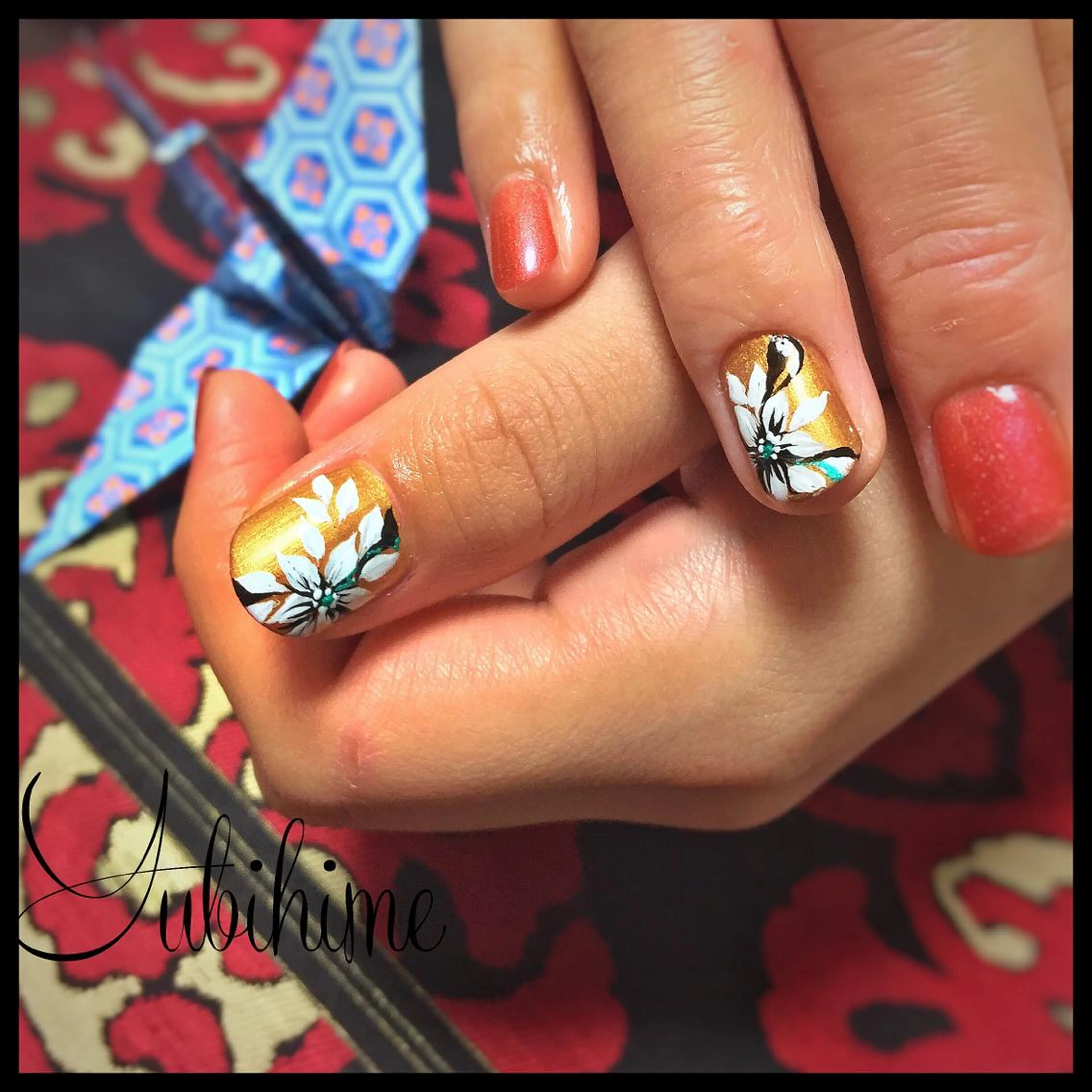 ネイル アートネイル 成人式 ARTスクールサロン お・タマゴのネイルデザイン