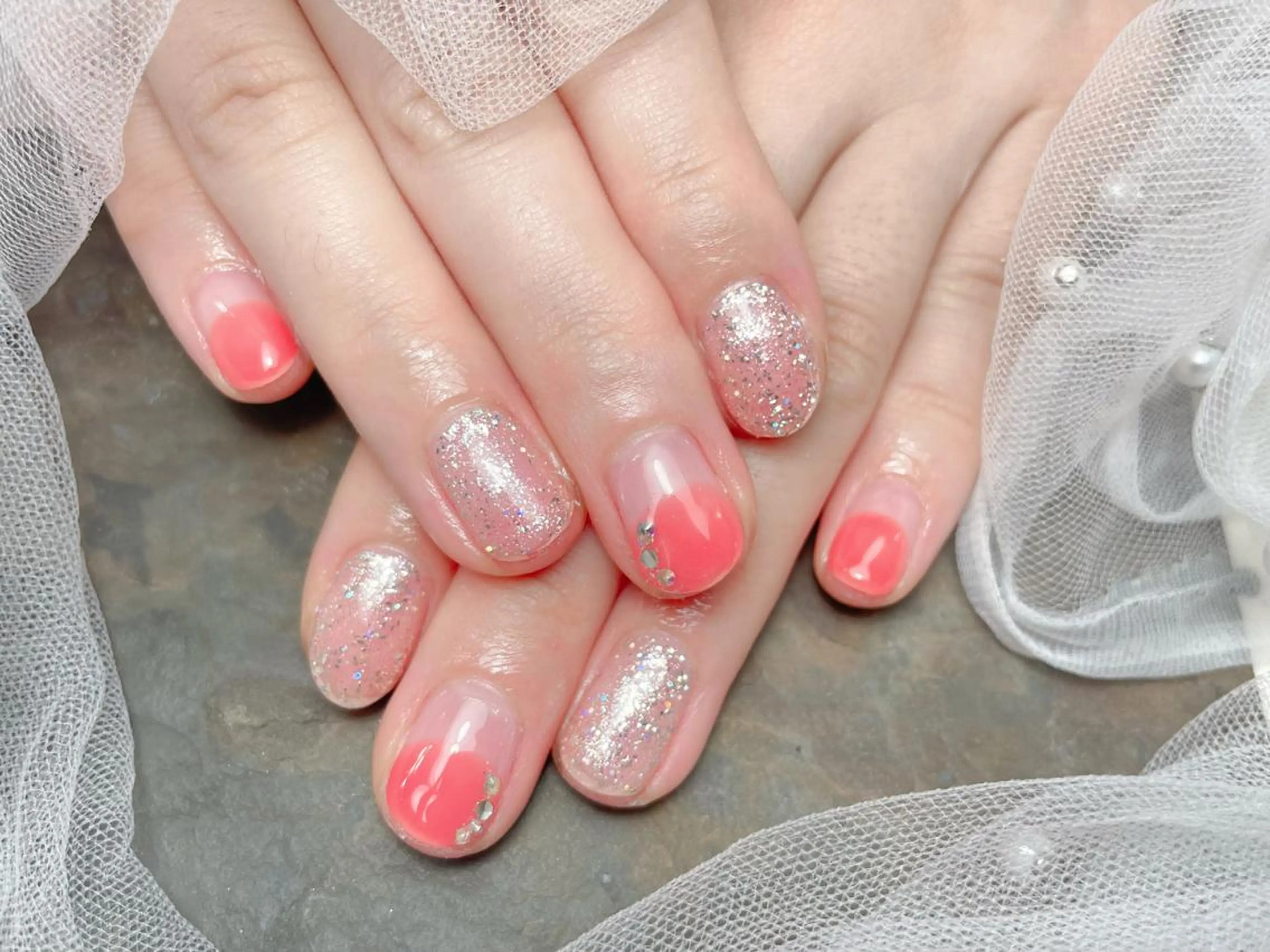 ネイル ハンドネイル マジックミラー所属・マジック ミラーのネイルデザイン