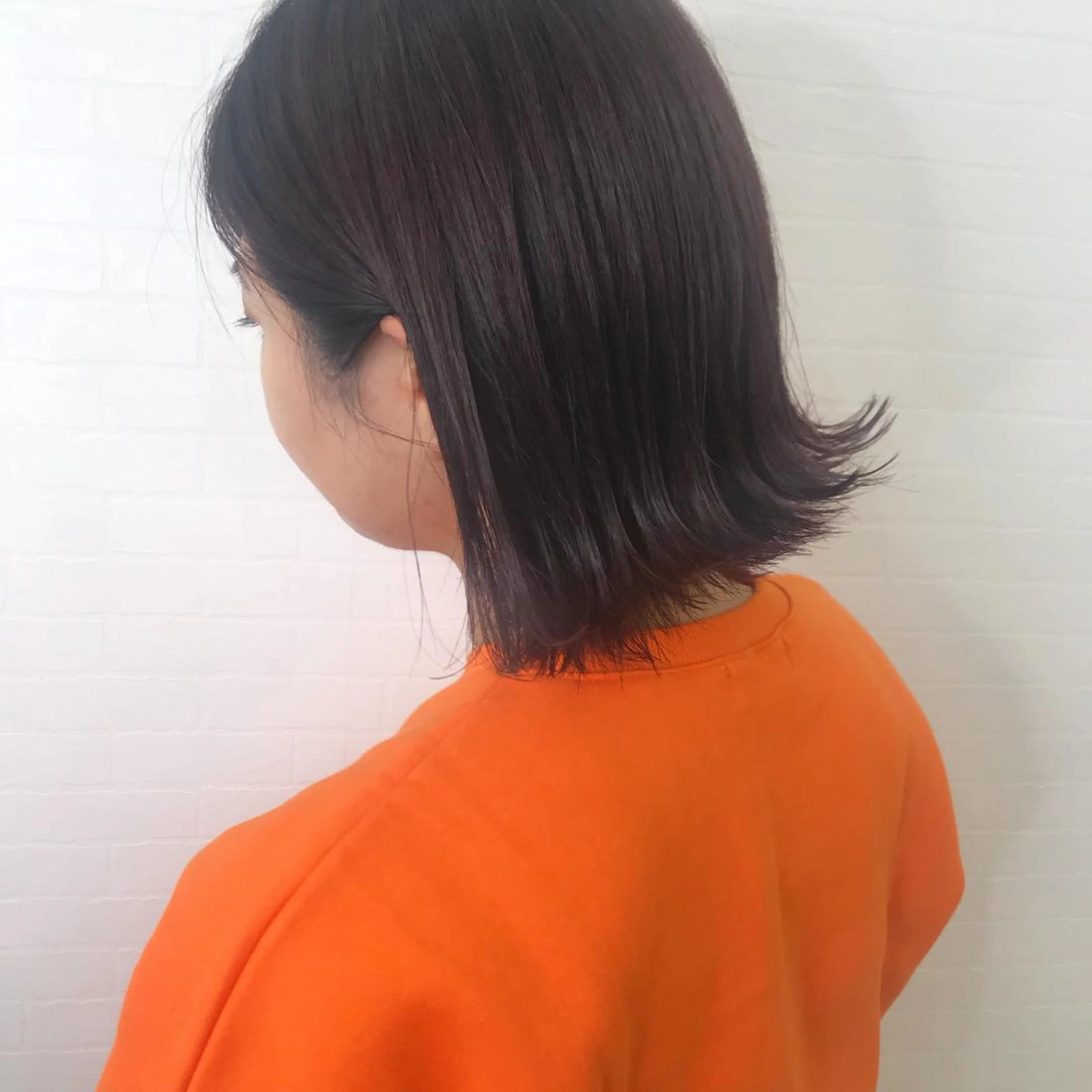 ミディアム カラー オリーブ/アッシュ やわらか透明感カラーのヘアスタイル